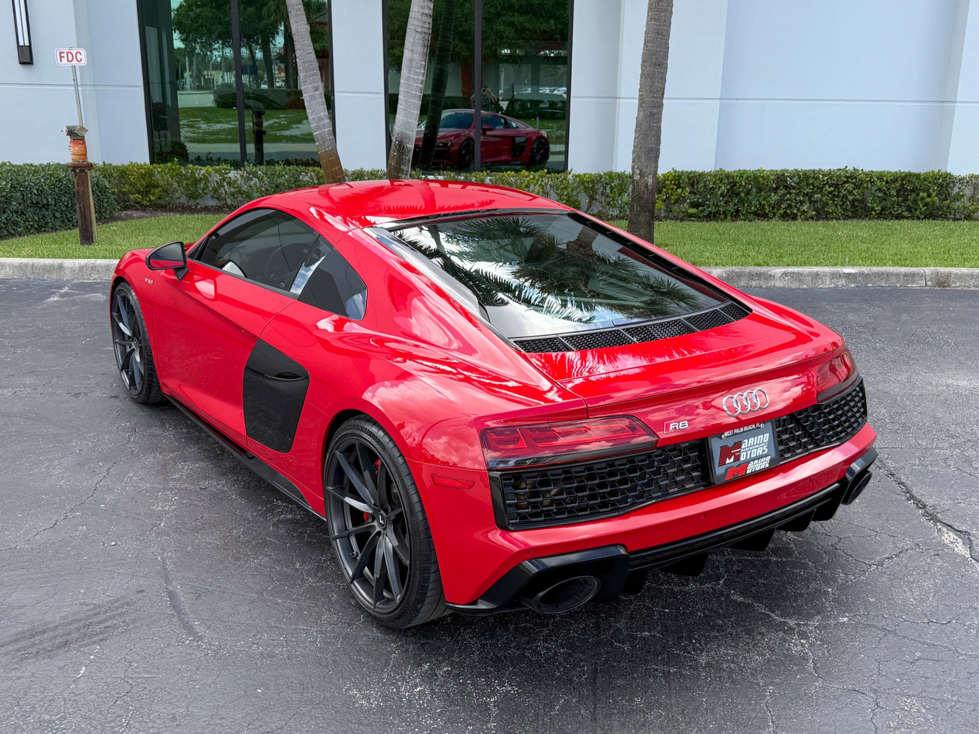 Used-2023-Audi-R8-52-V10-performance