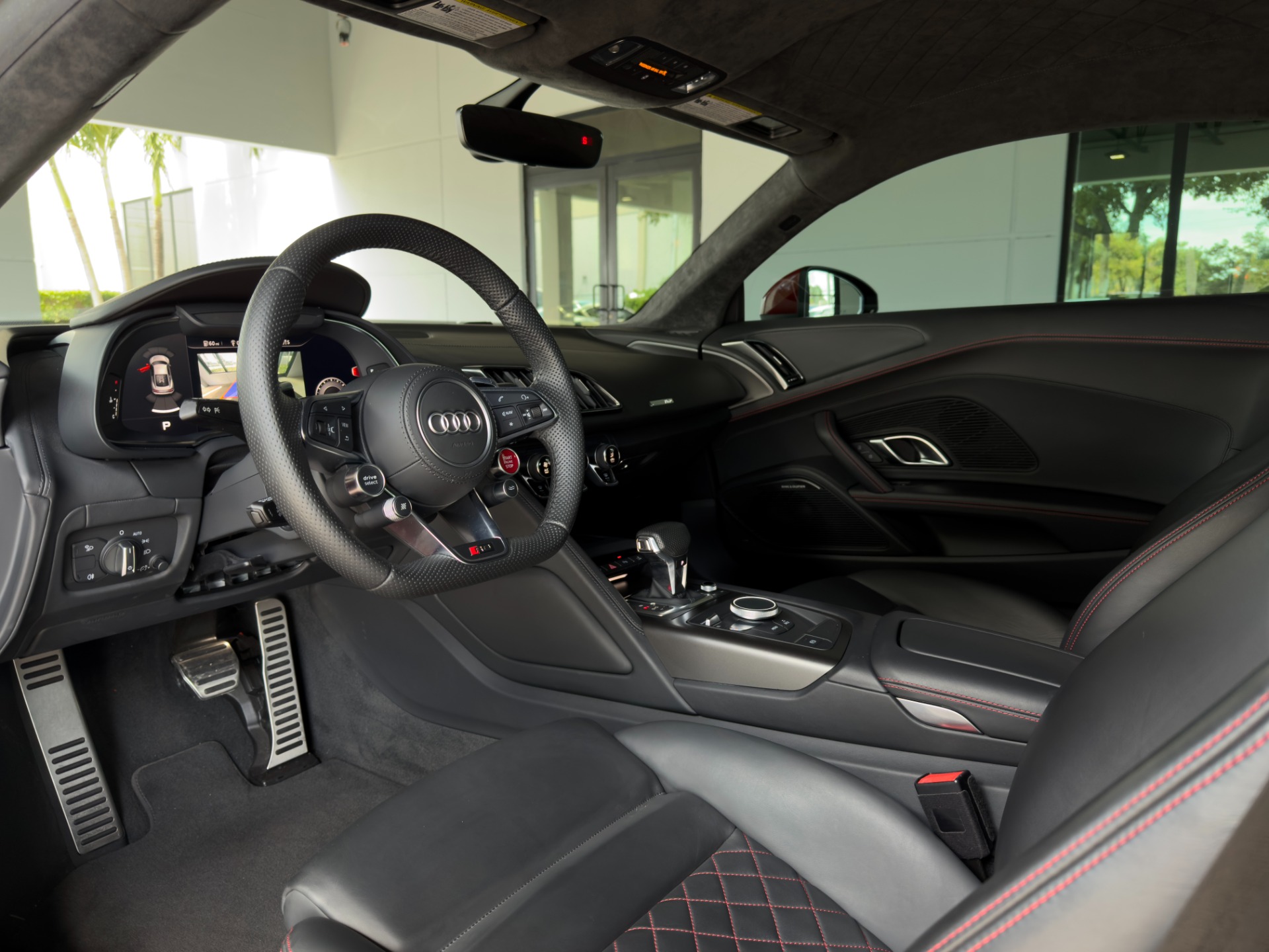 Used-2023-Audi-R8-52-V10-performance