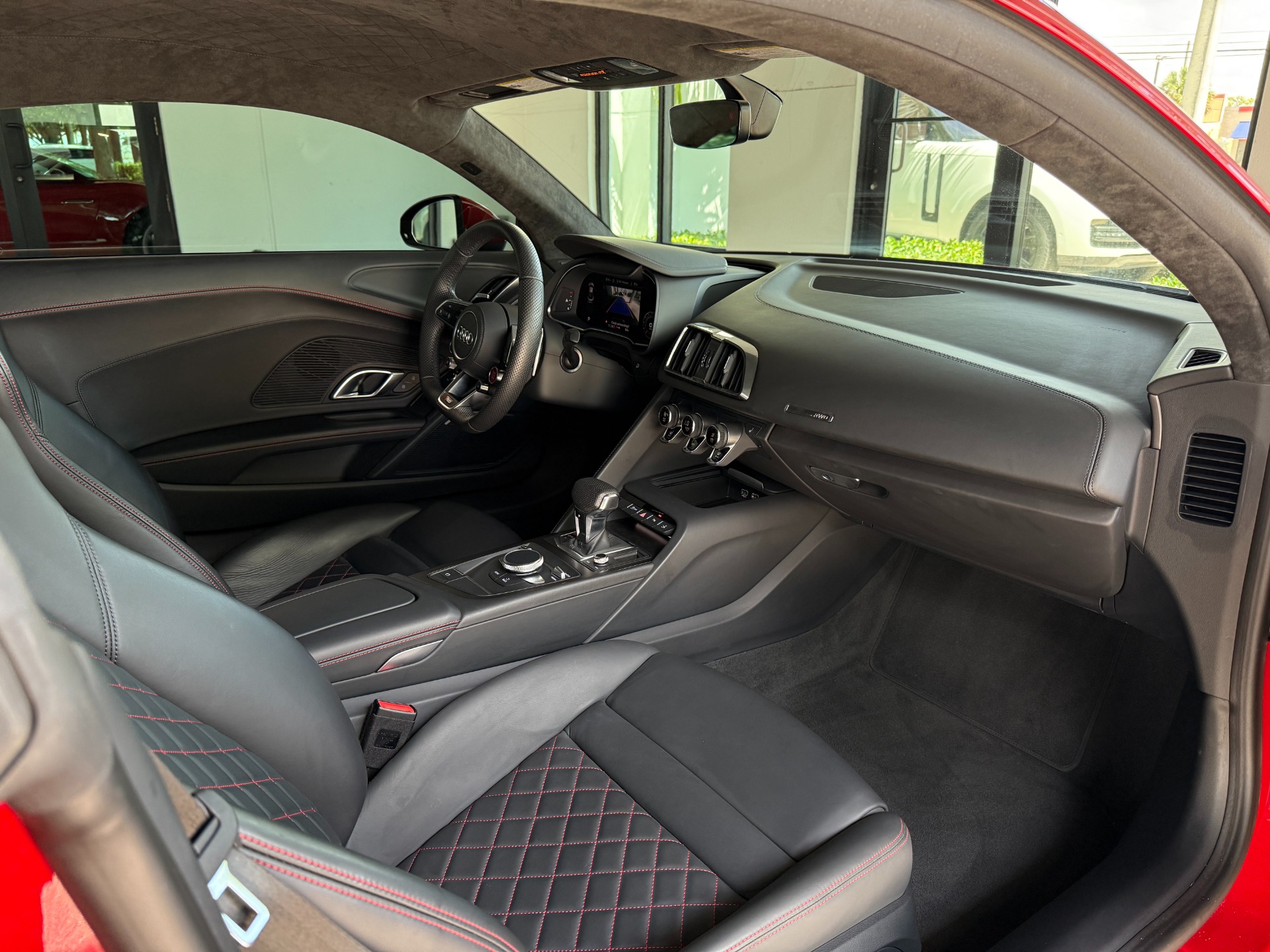 Used-2023-Audi-R8-52-V10-performance