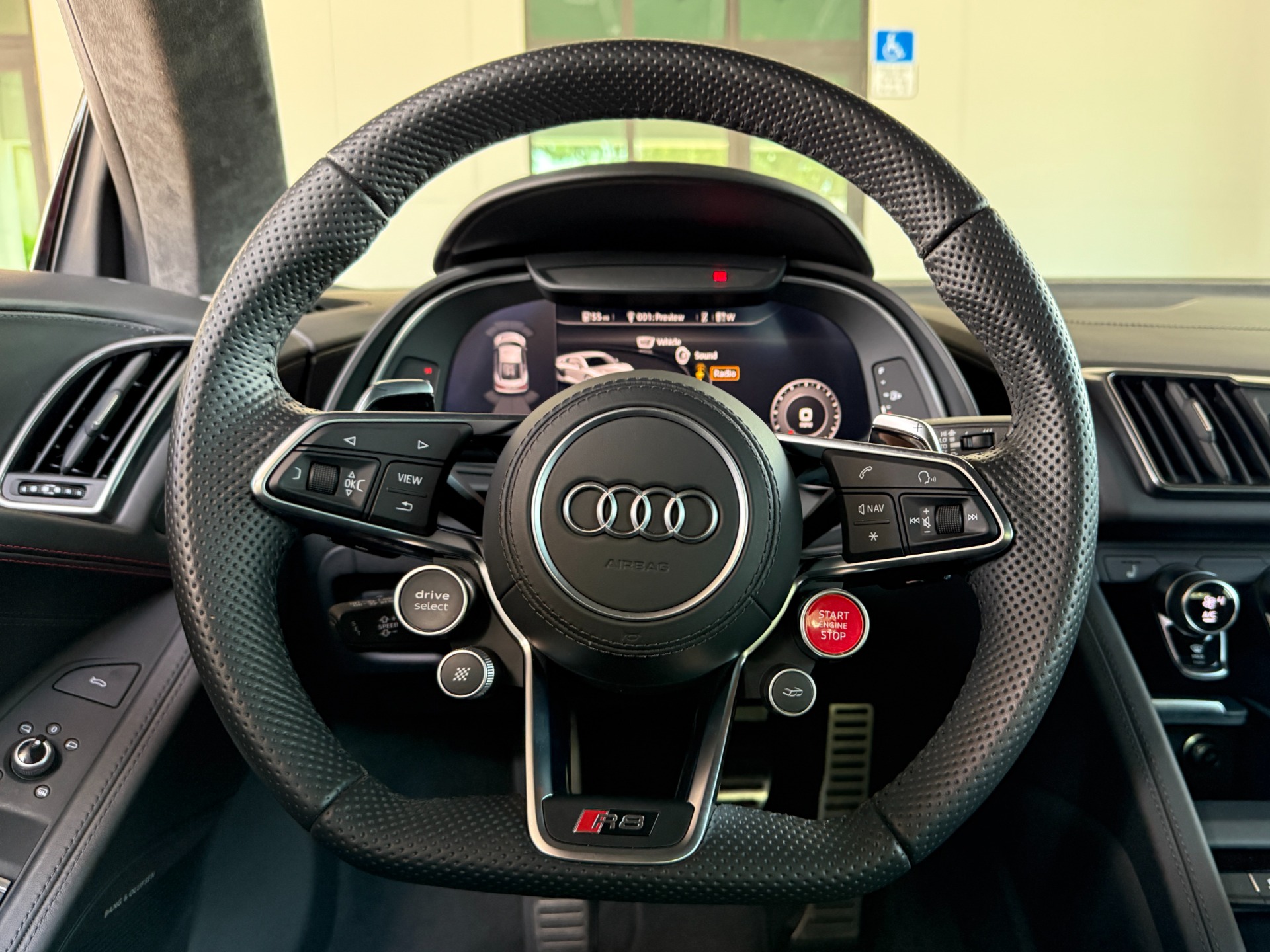 Used-2023-Audi-R8-52-V10-performance