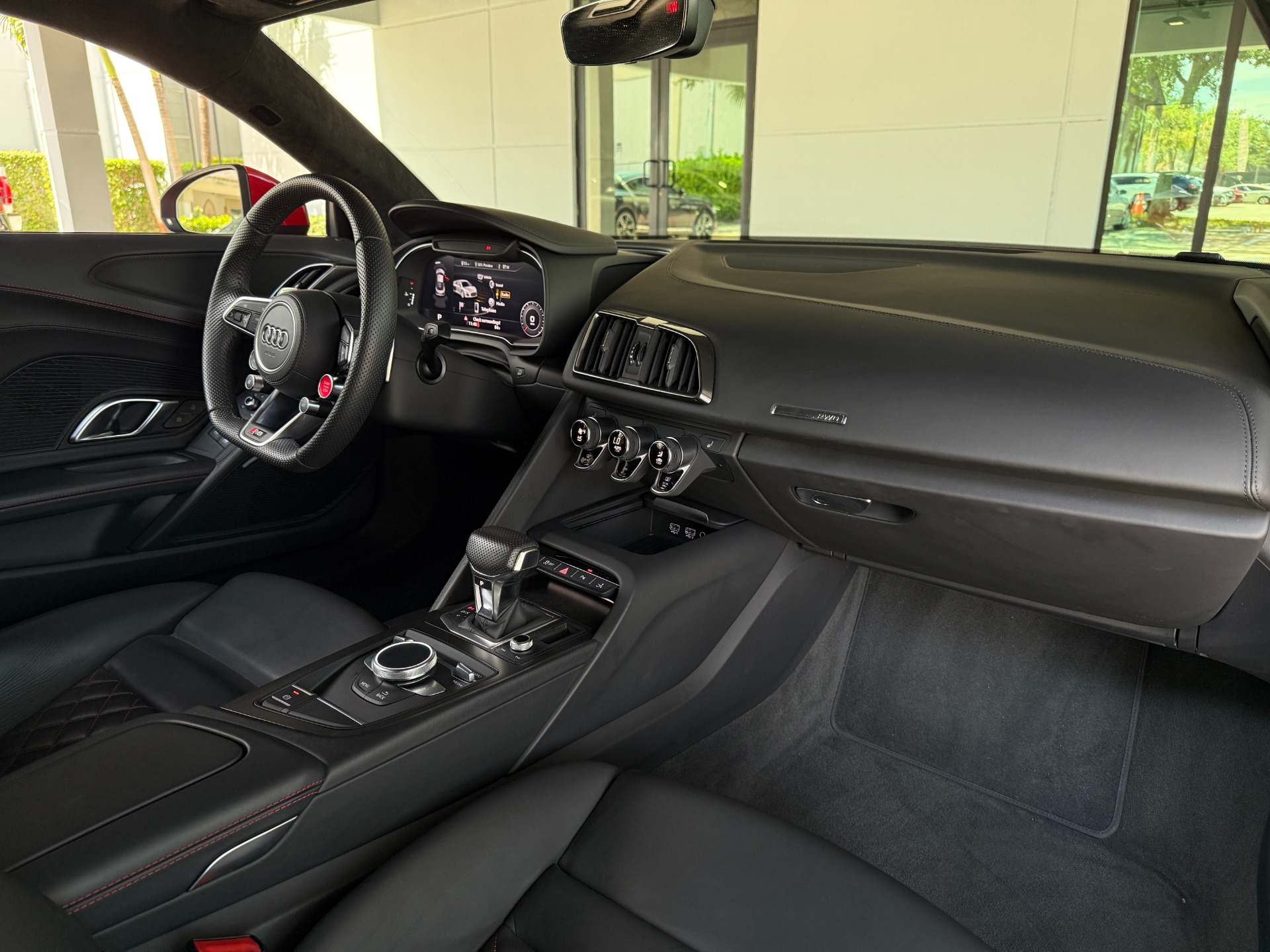 Used-2023-Audi-R8-52-V10-performance