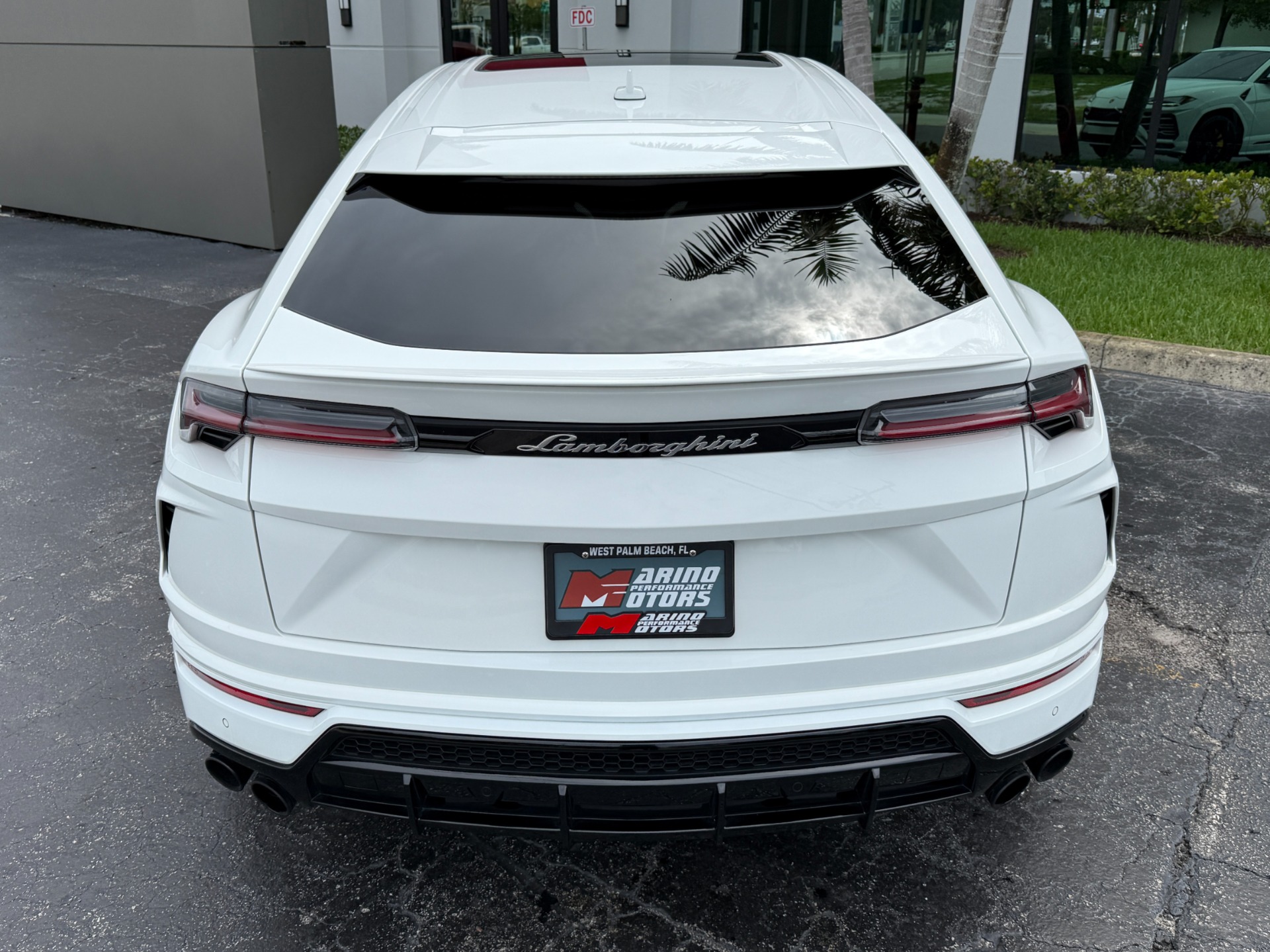 Used-2022-Lamborghini-Urus