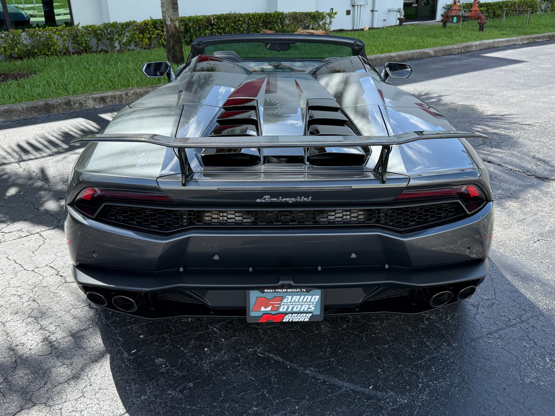 Used-2016-Lamborghini-Huracan-LP-610-4-Spyder