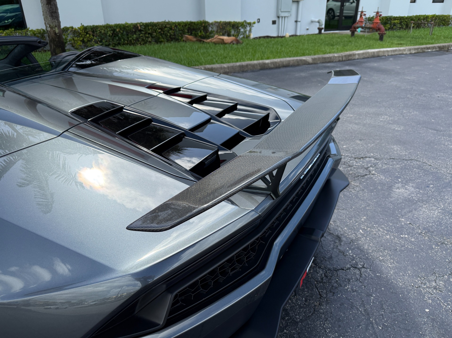 Used-2016-Lamborghini-Huracan-LP-610-4-Spyder