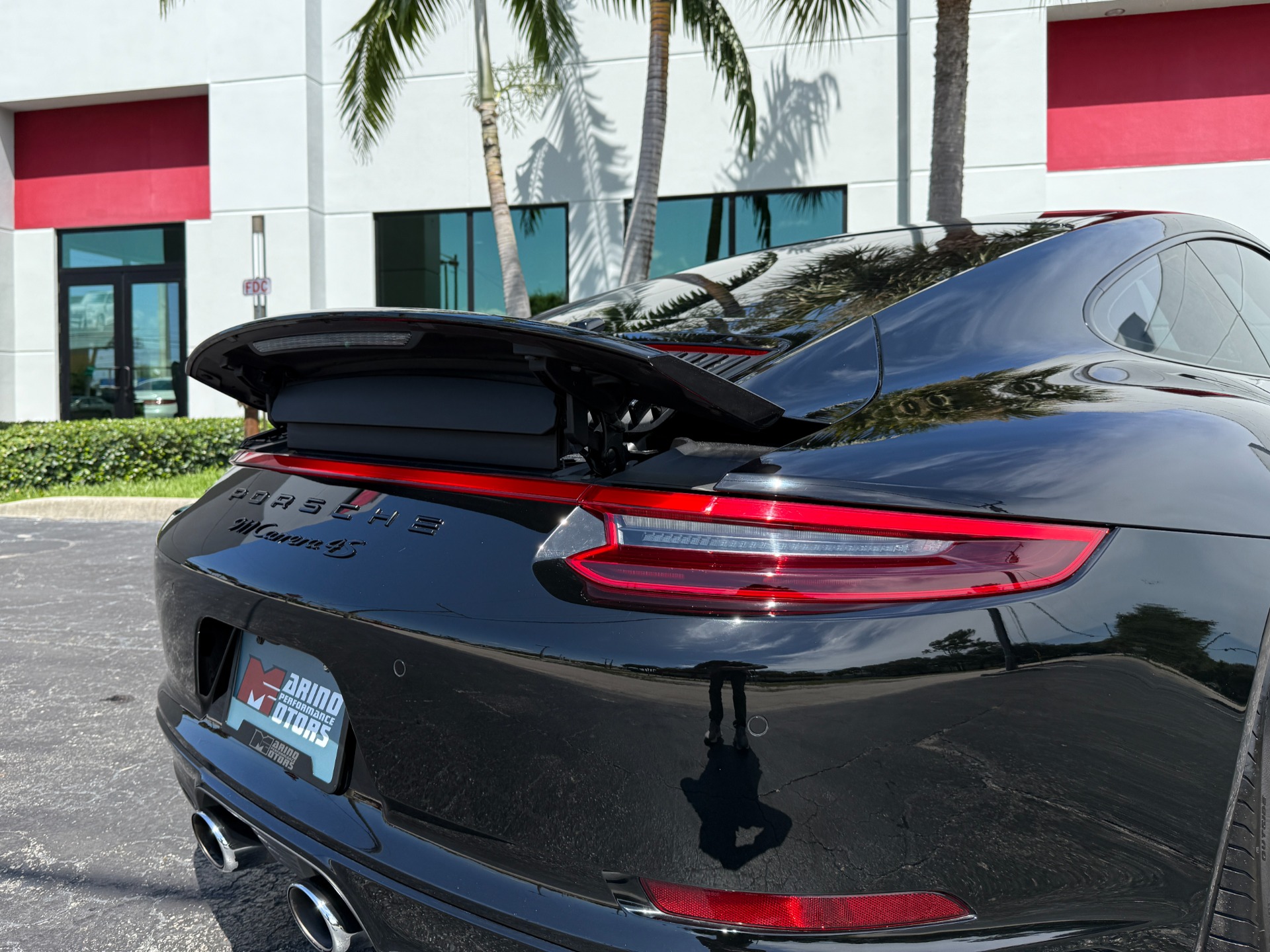 Used-2017-Porsche-911-Carrera-4S
