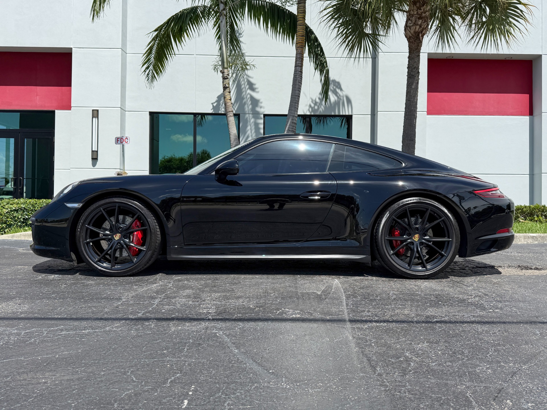 Used-2017-Porsche-911-Carrera-4S