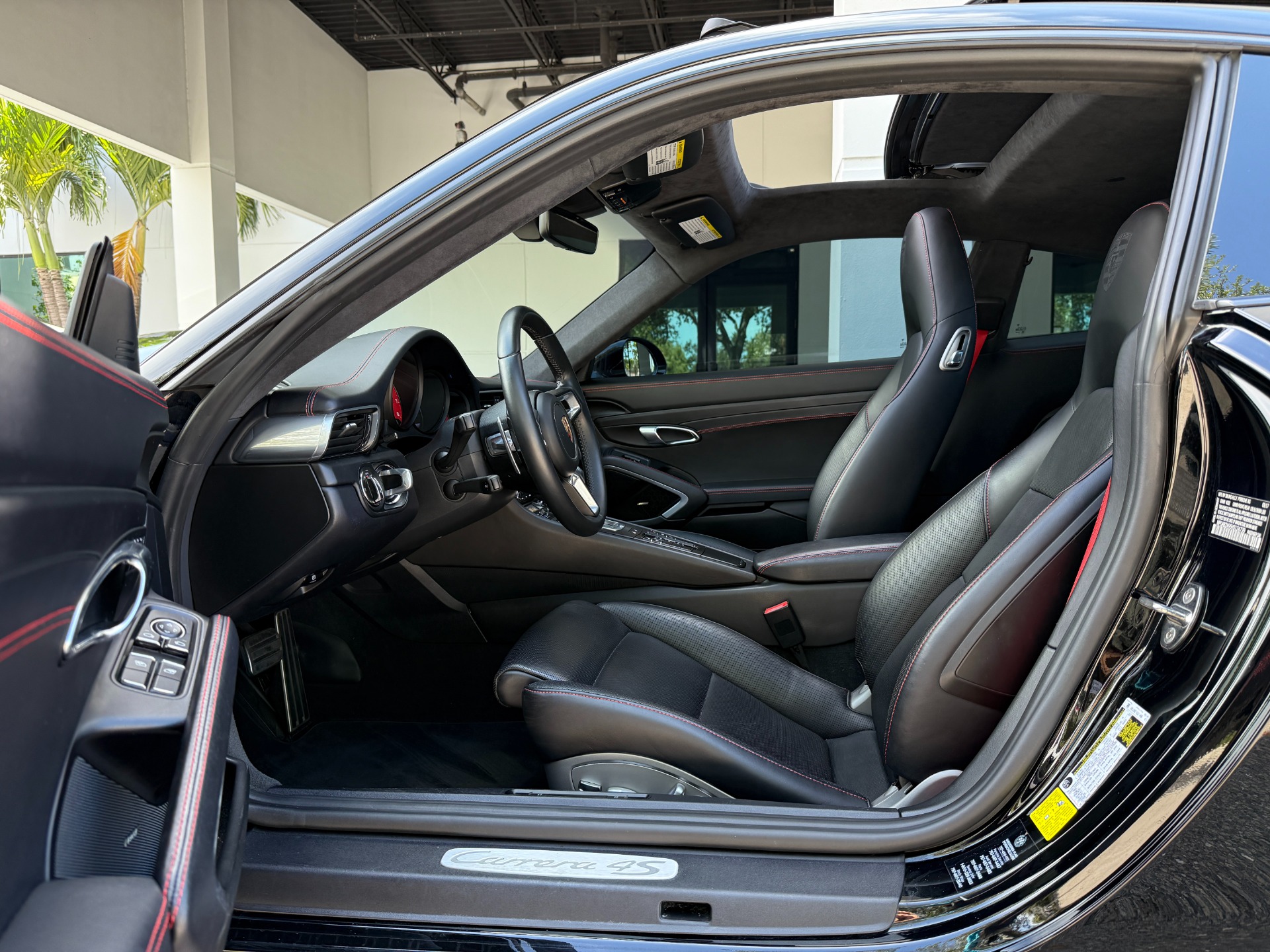 Used-2017-Porsche-911-Carrera-4S
