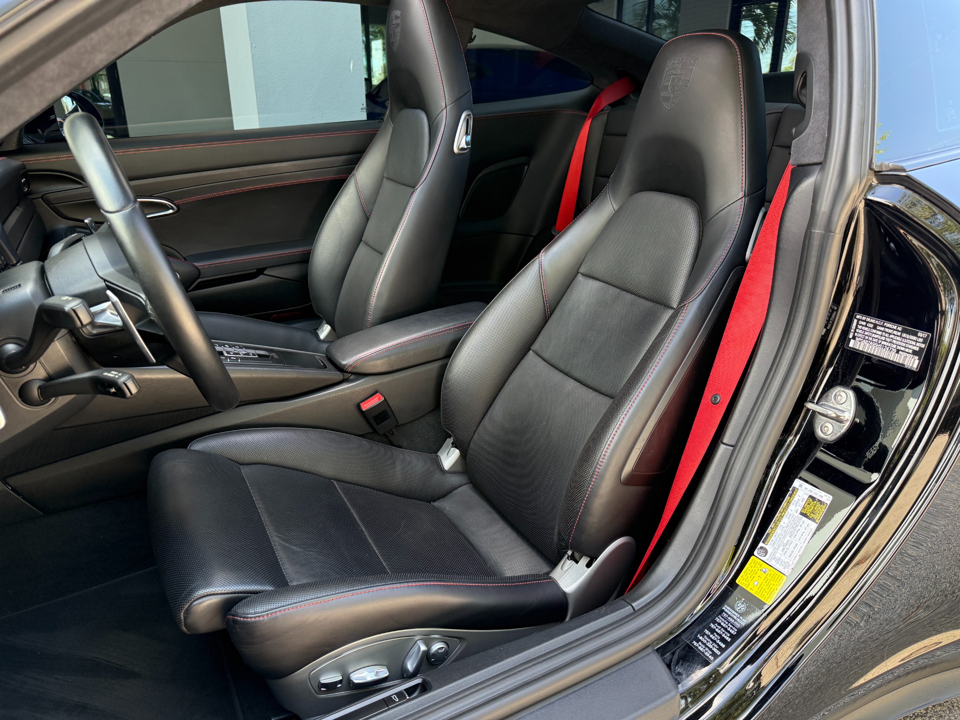 Used-2017-Porsche-911-Carrera-4S