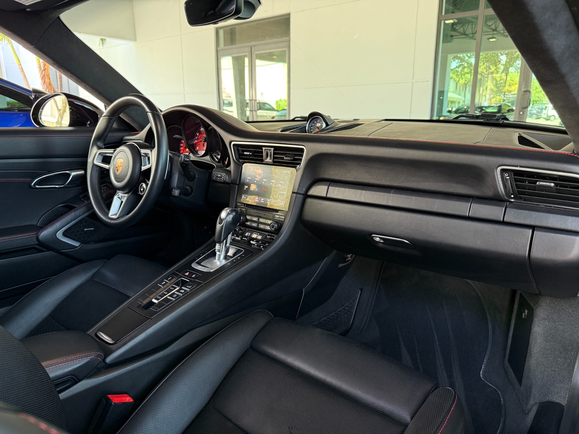 Used-2017-Porsche-911-Carrera-4S