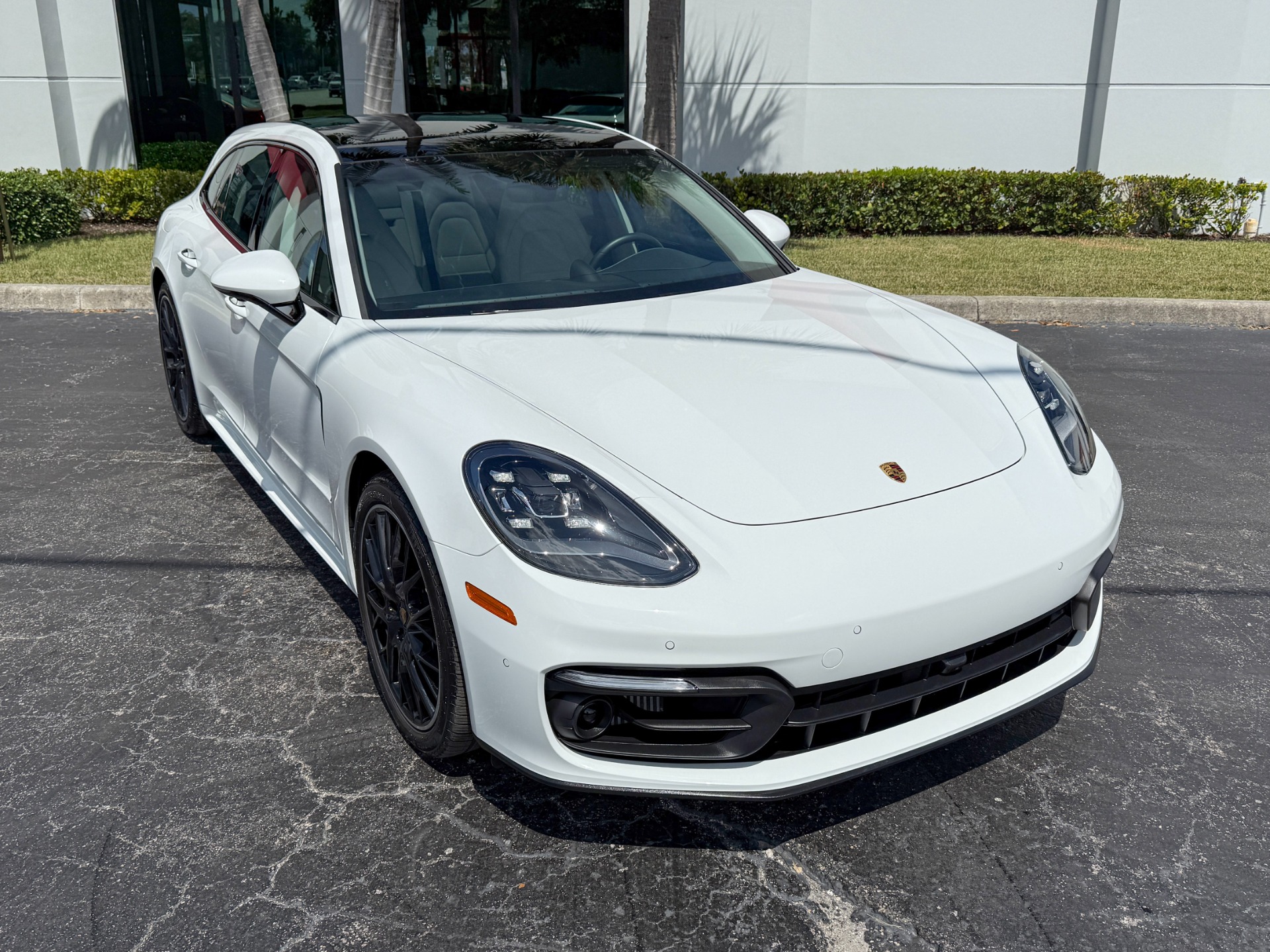 Used-2023-Porsche-Panamera-4-Sport-Turismo