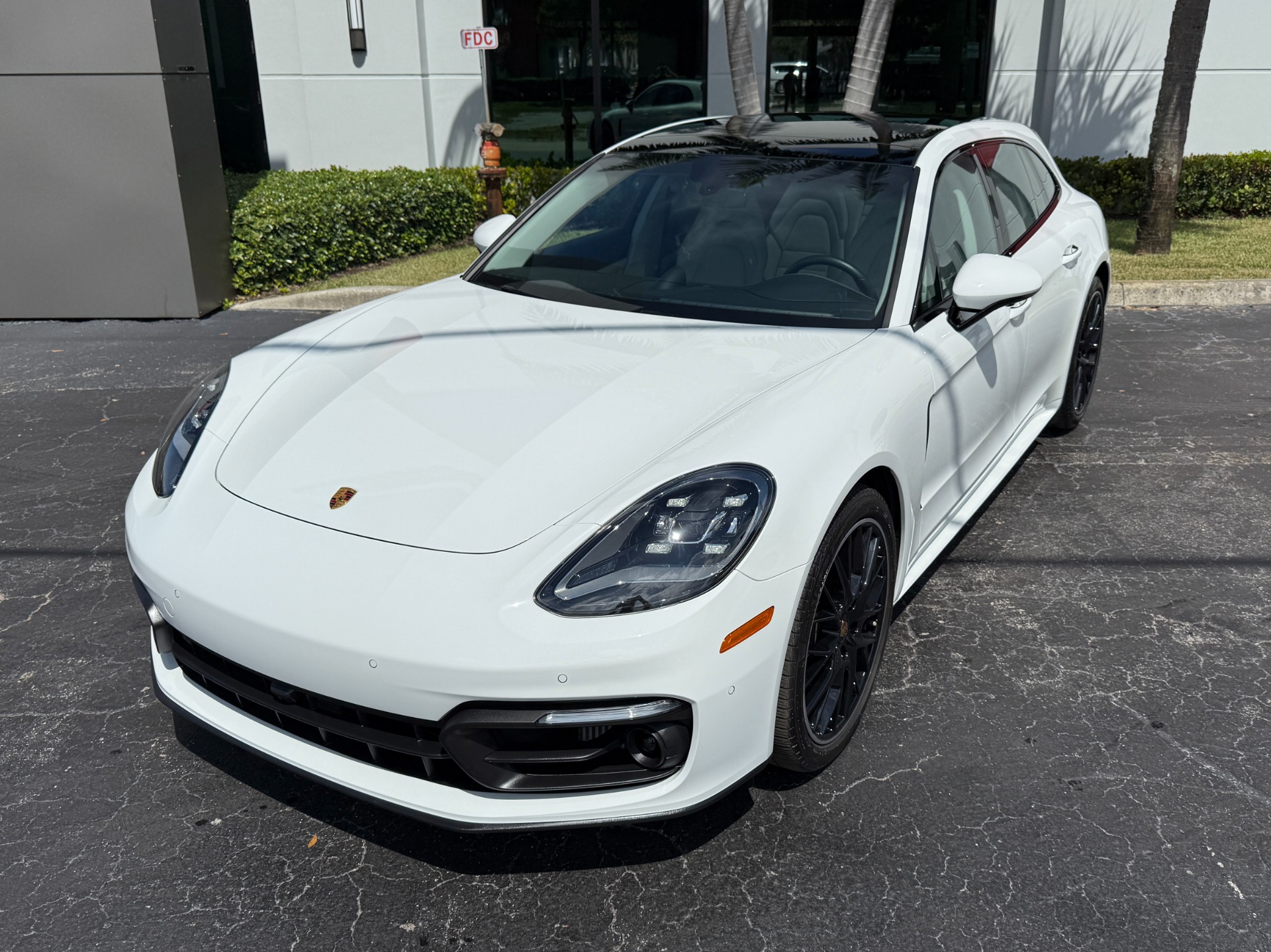 Used-2023-Porsche-Panamera-4-Sport-Turismo