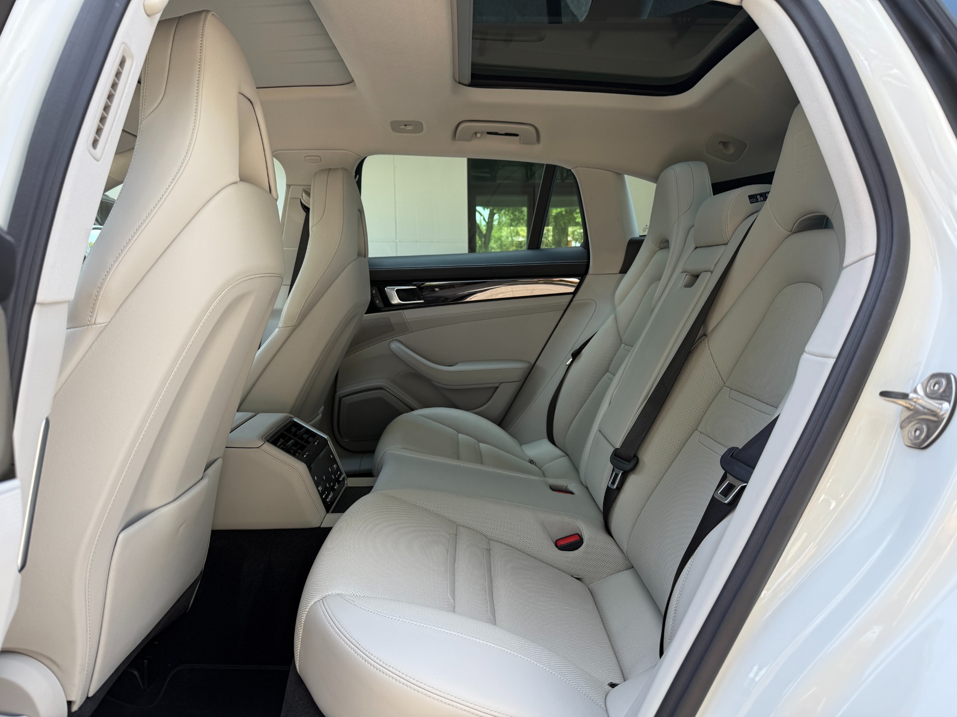 Used-2023-Porsche-Panamera-4-Sport-Turismo
