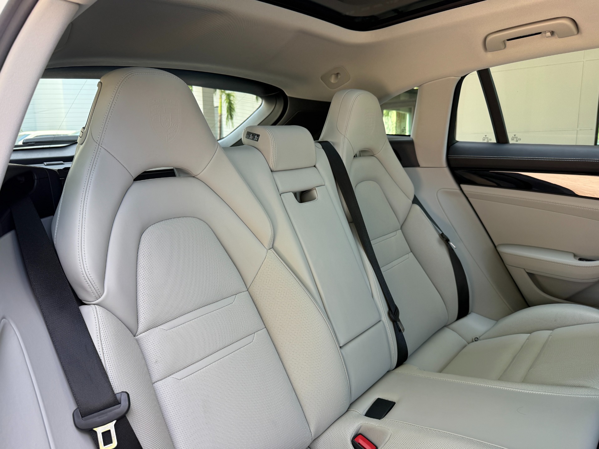 Used-2023-Porsche-Panamera-4-Sport-Turismo