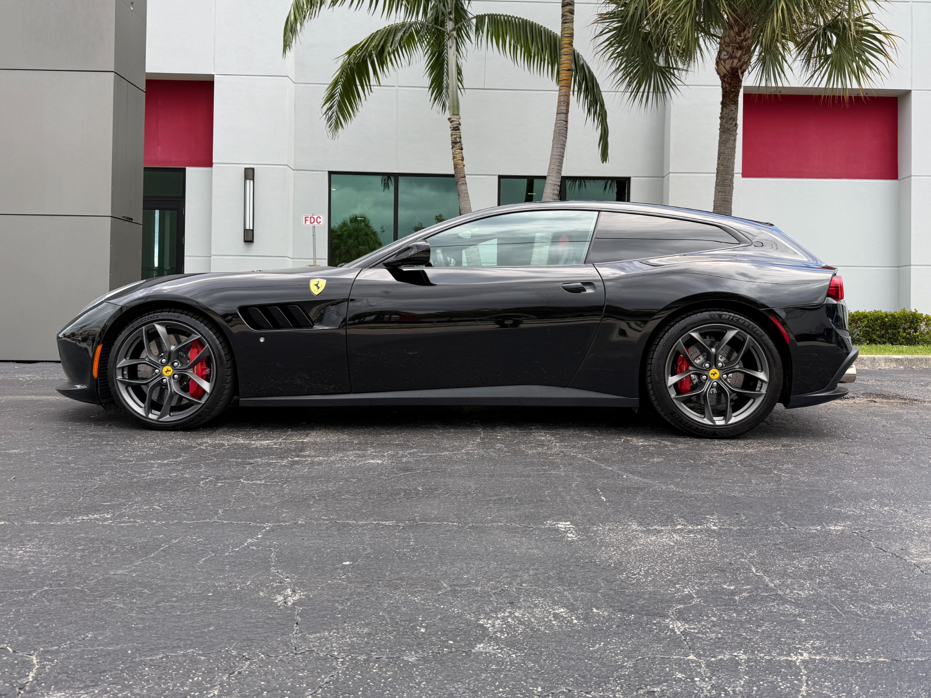 Used-2018-Ferrari-GTC4Lusso-T