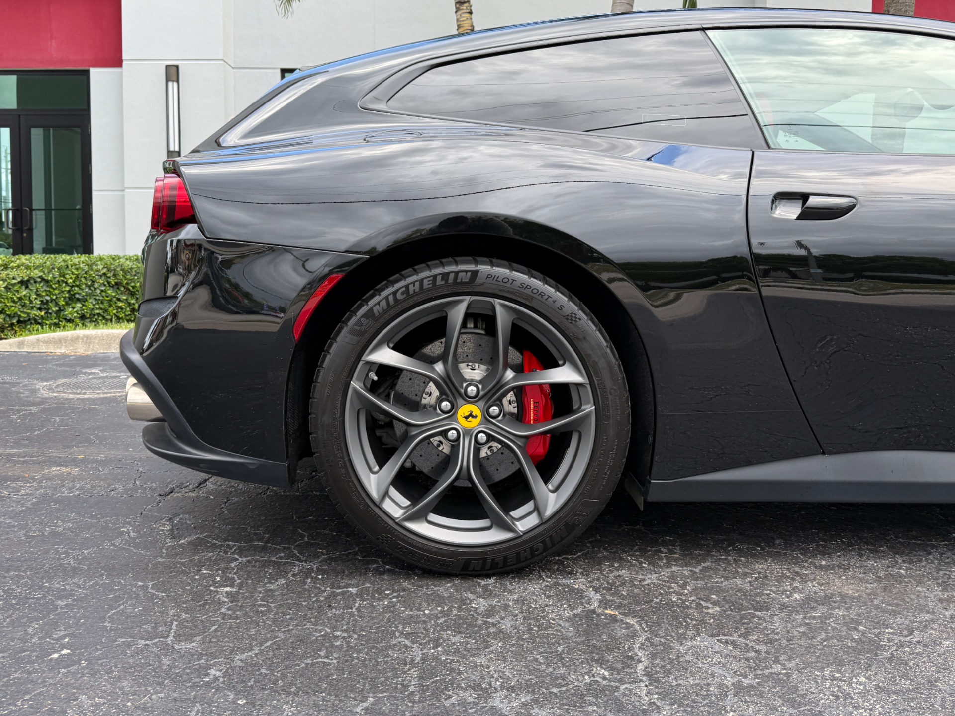 Used-2018-Ferrari-GTC4Lusso-T