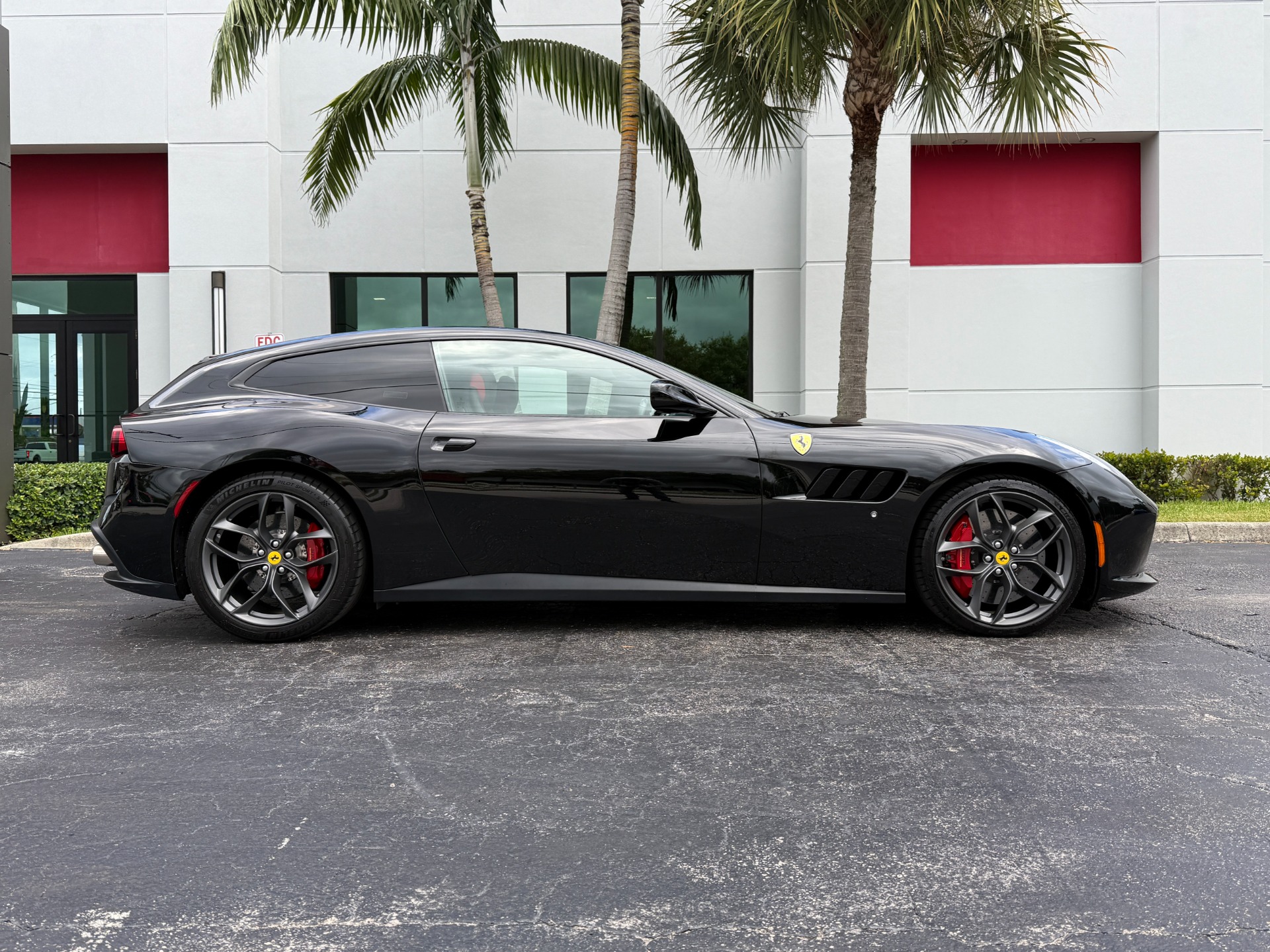Used-2018-Ferrari-GTC4Lusso-T