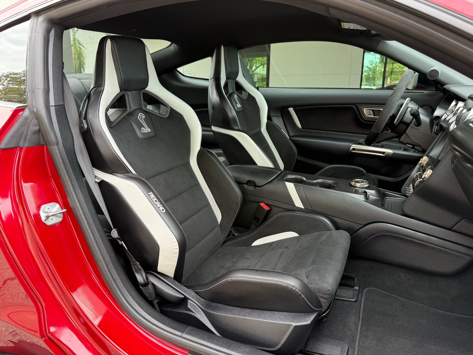 Used-2022-Ford-Mustang-Shelby-GT500