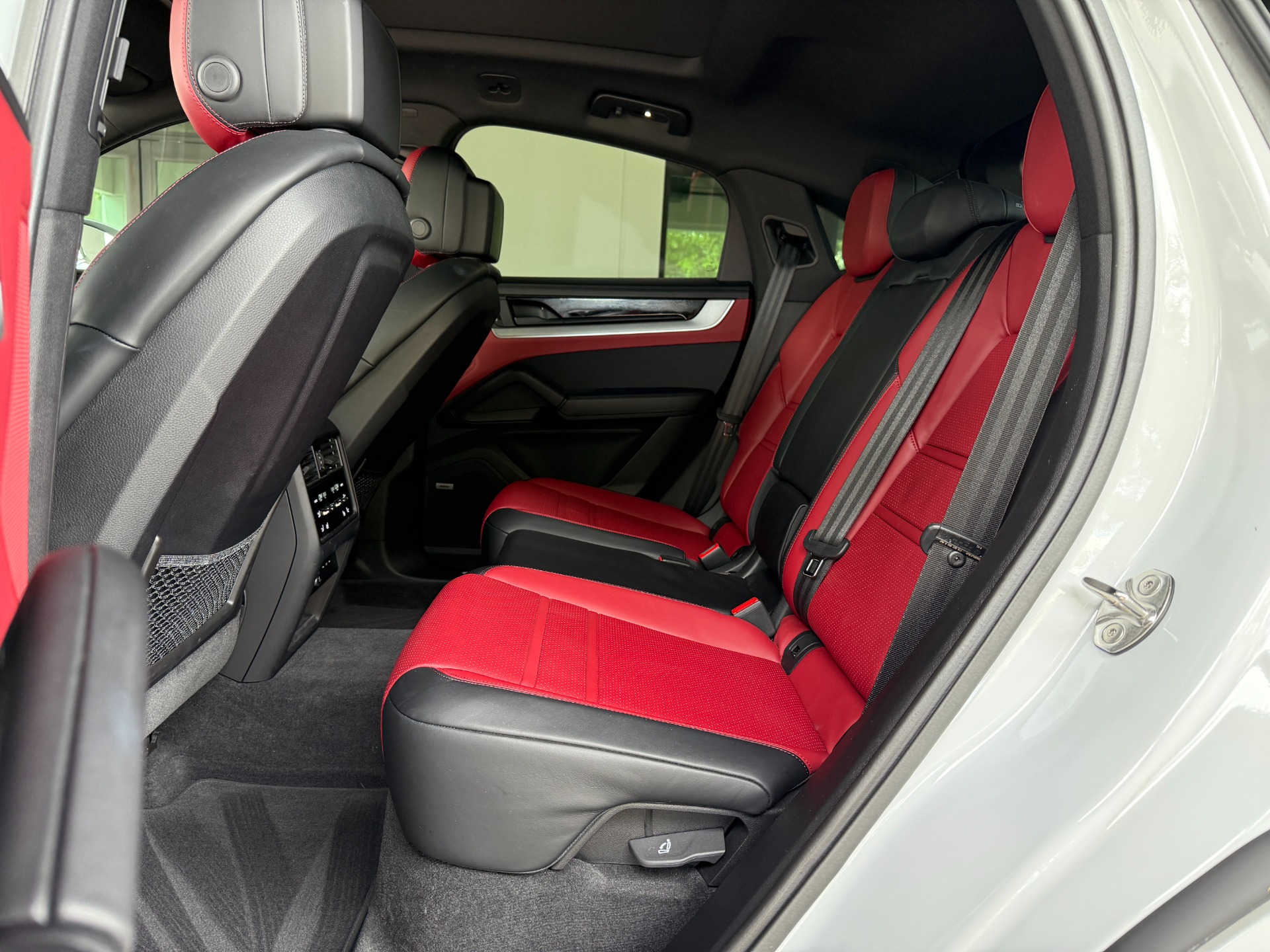 Used-2024-Porsche-Cayenne-S-Coupe