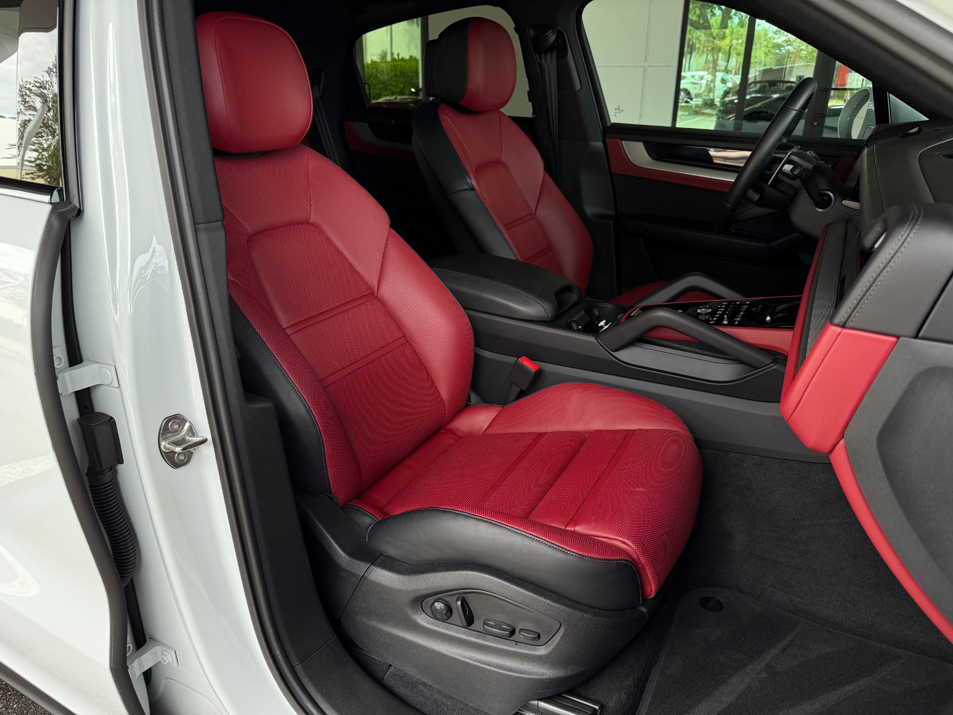 Used-2024-Porsche-Cayenne-S-Coupe