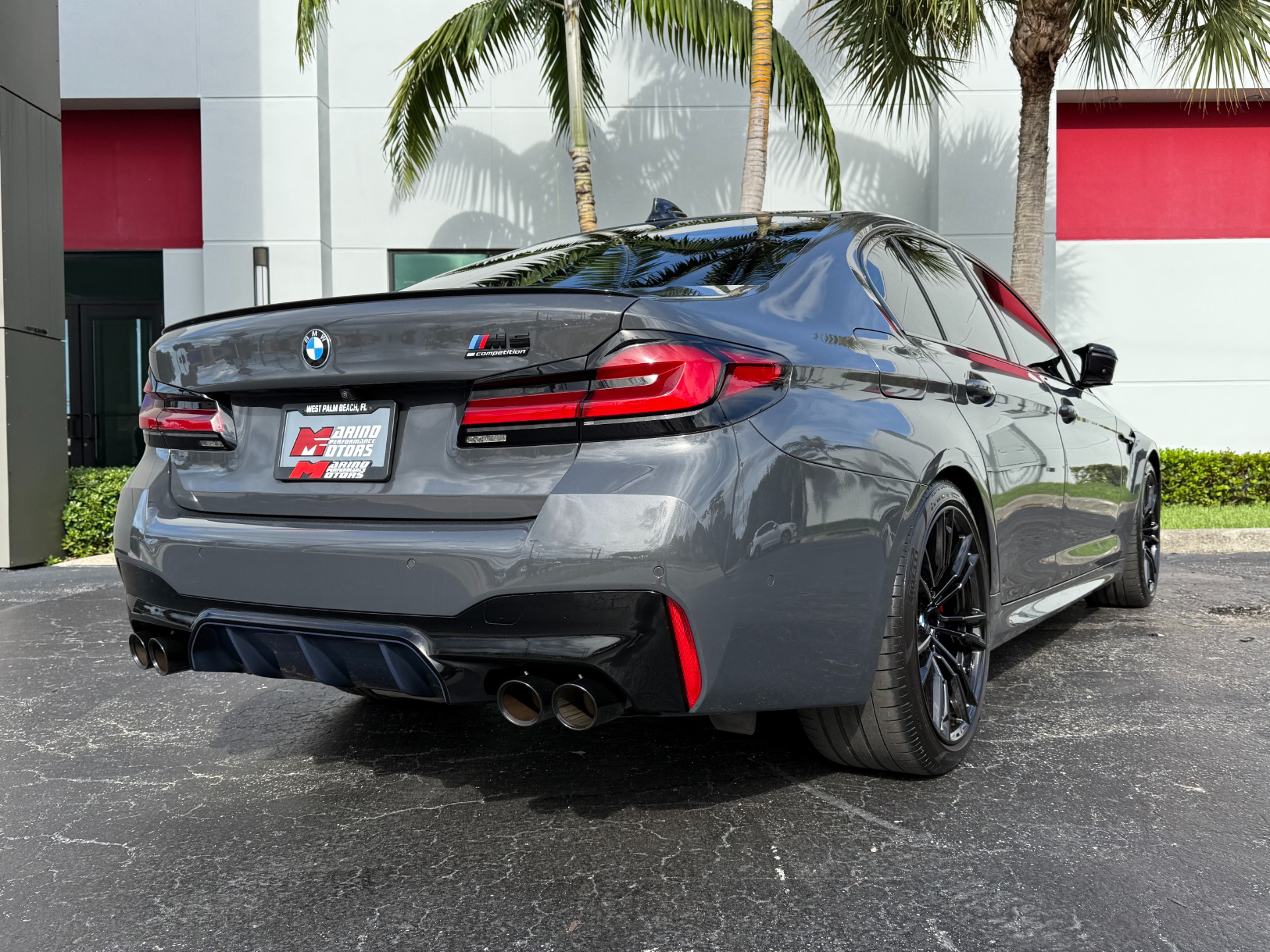 Used-2022-BMW-M5