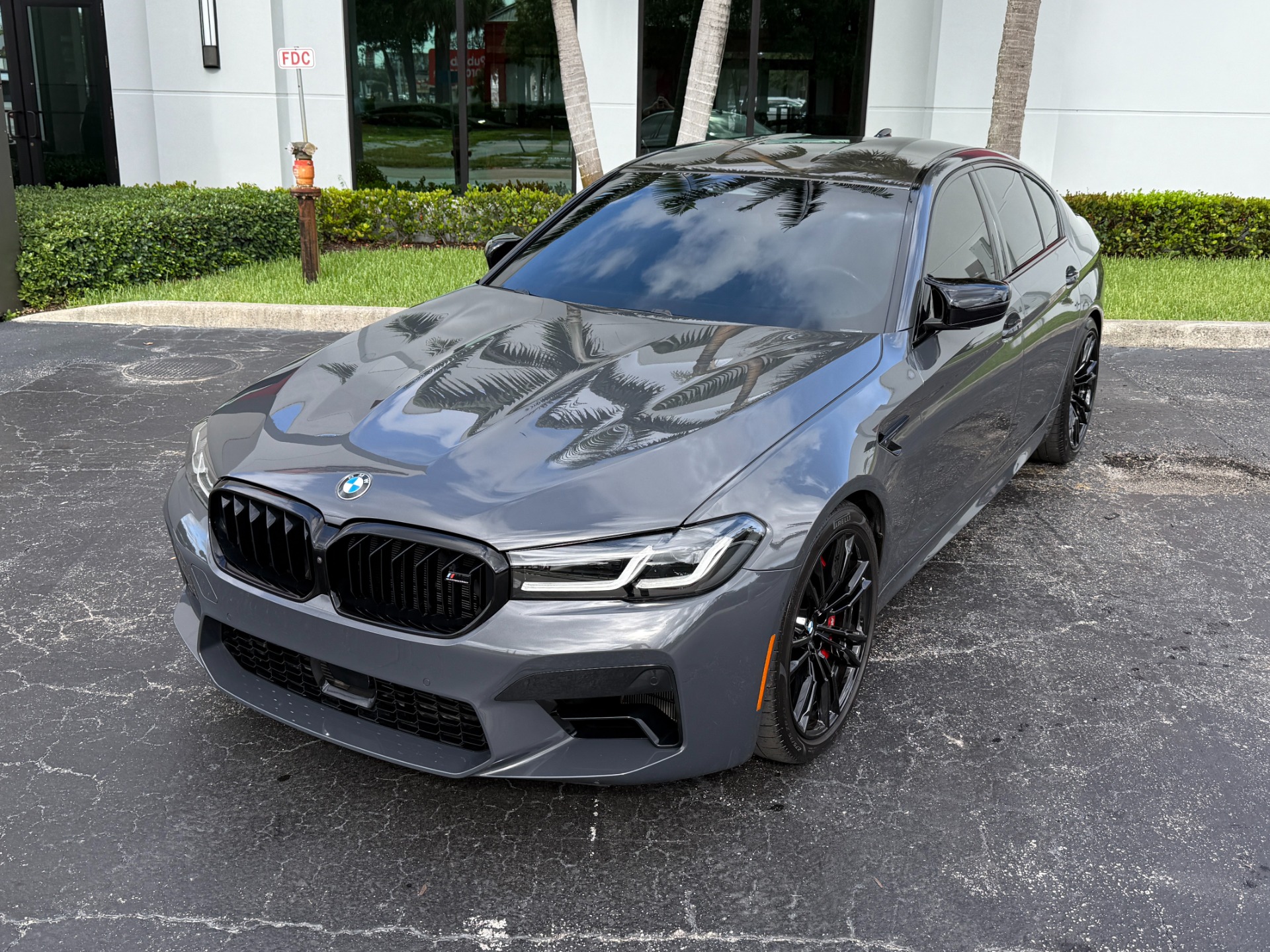 Used-2022-BMW-M5