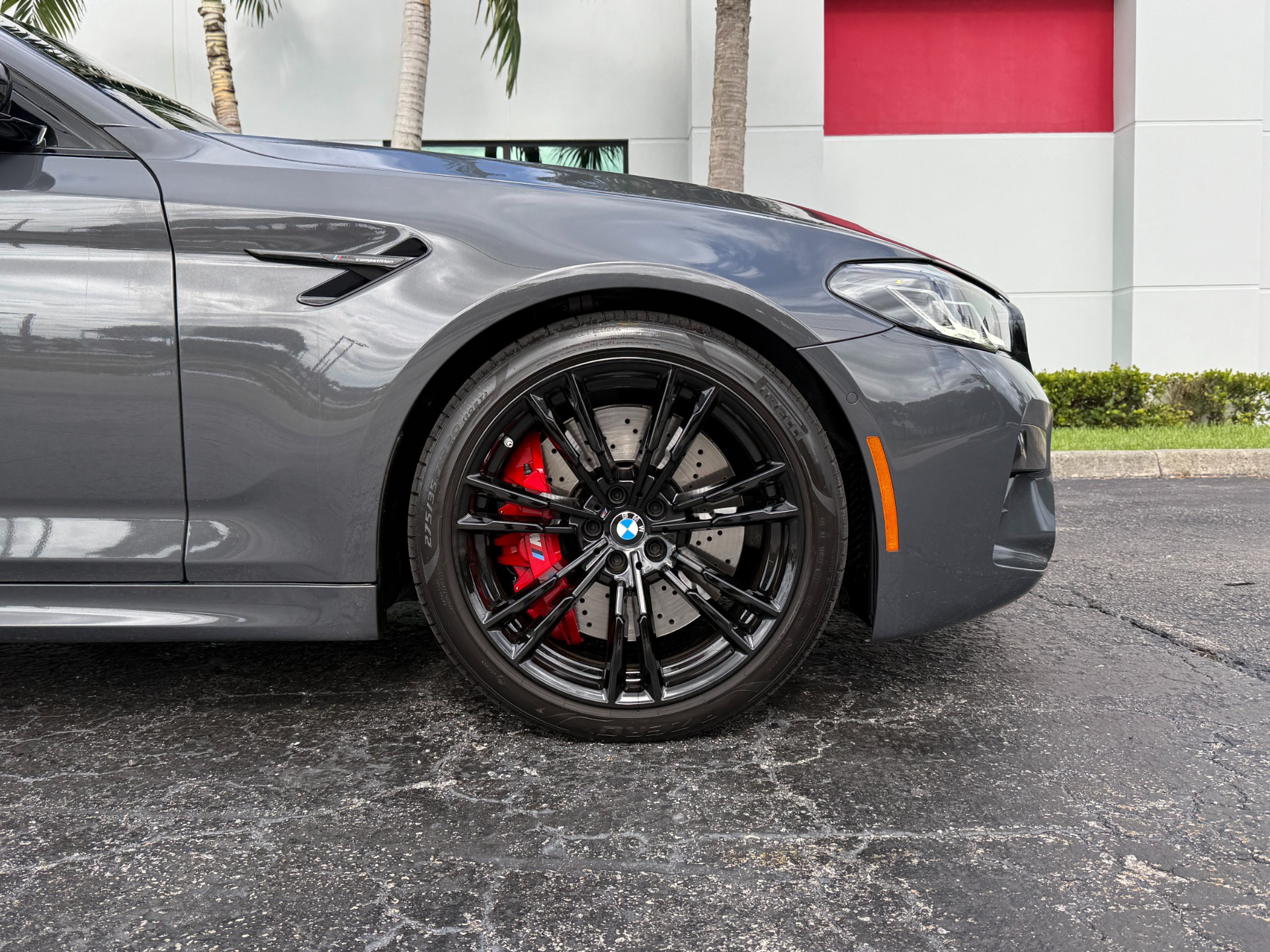 Used-2022-BMW-M5