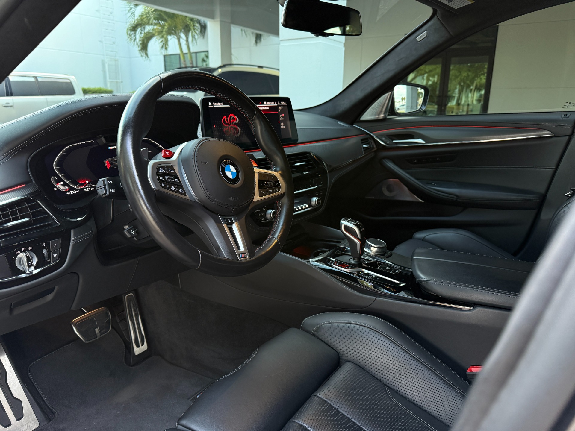 Used-2022-BMW-M5
