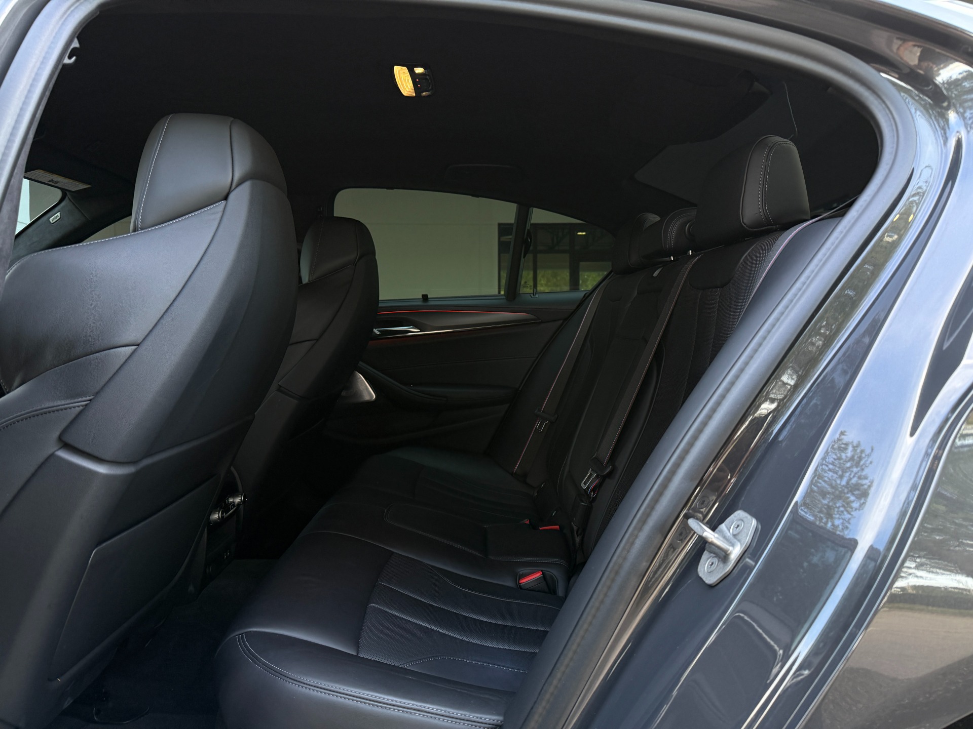 Used-2022-BMW-M5
