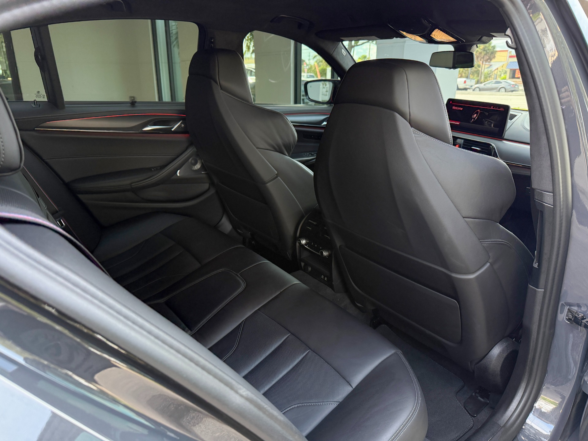 Used-2022-BMW-M5