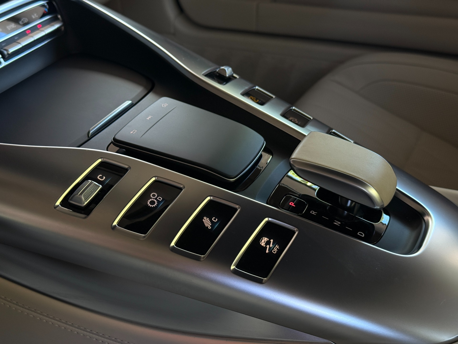 Used-2020-Mercedes-Benz-AMG-GT-C