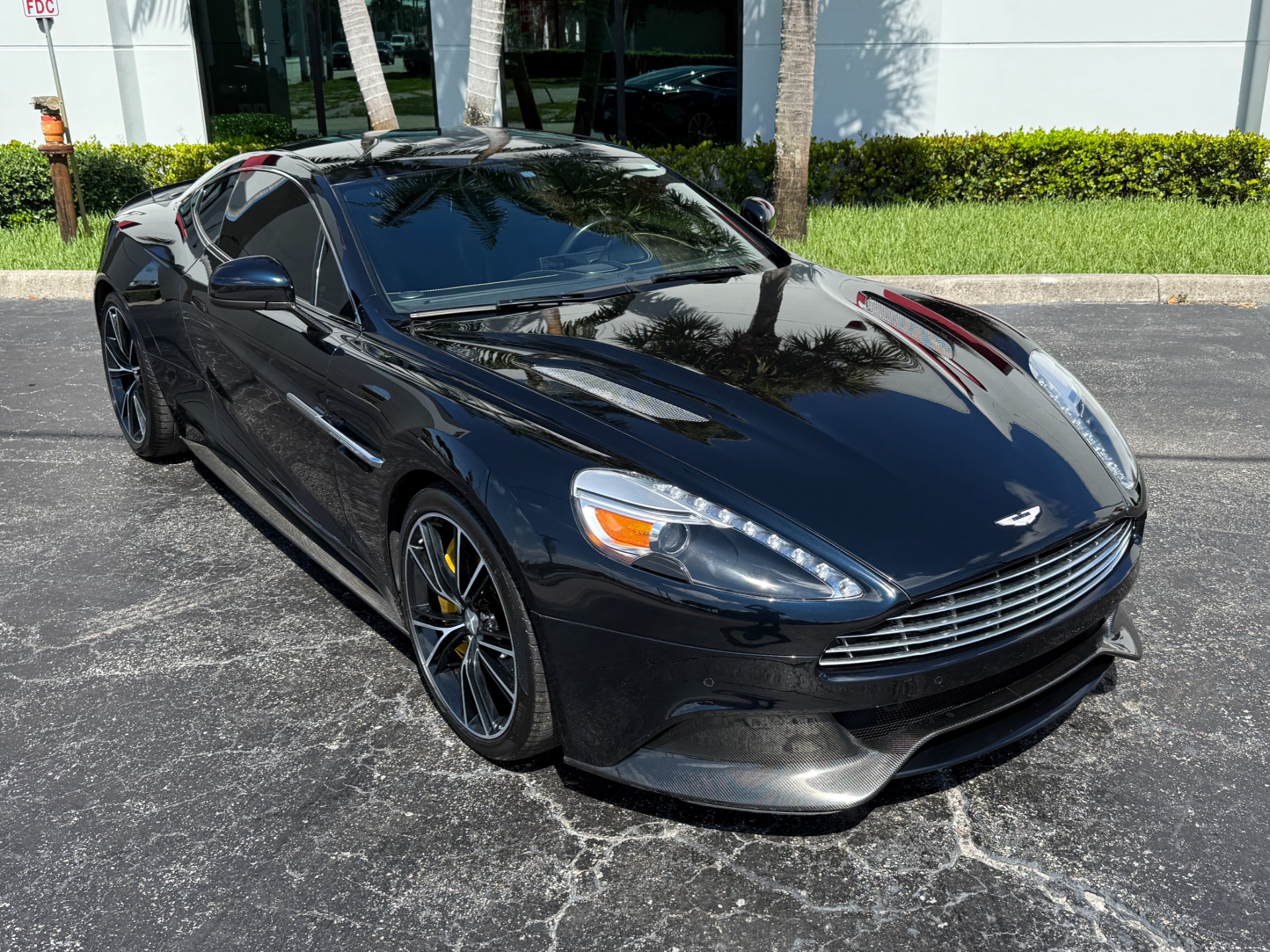 Used-2014-Aston-Martin-Vanquish