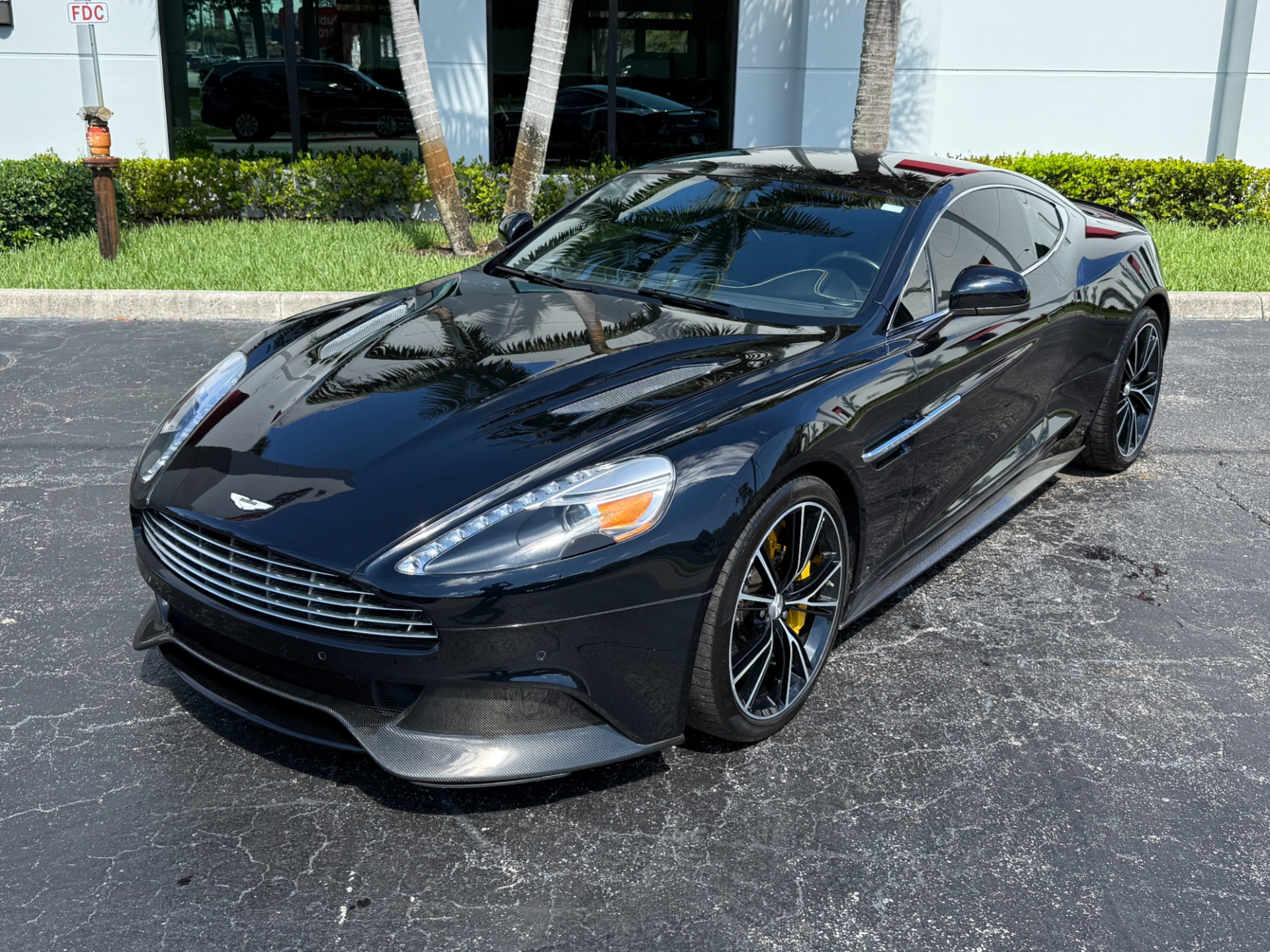 Used-2014-Aston-Martin-Vanquish