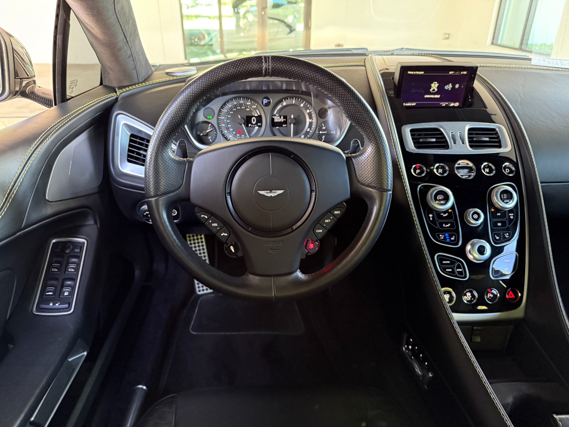 Used-2014-Aston-Martin-Vanquish