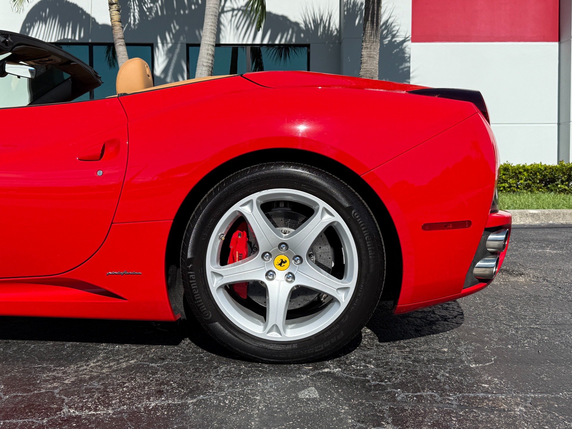 Used-2013-Ferrari-California