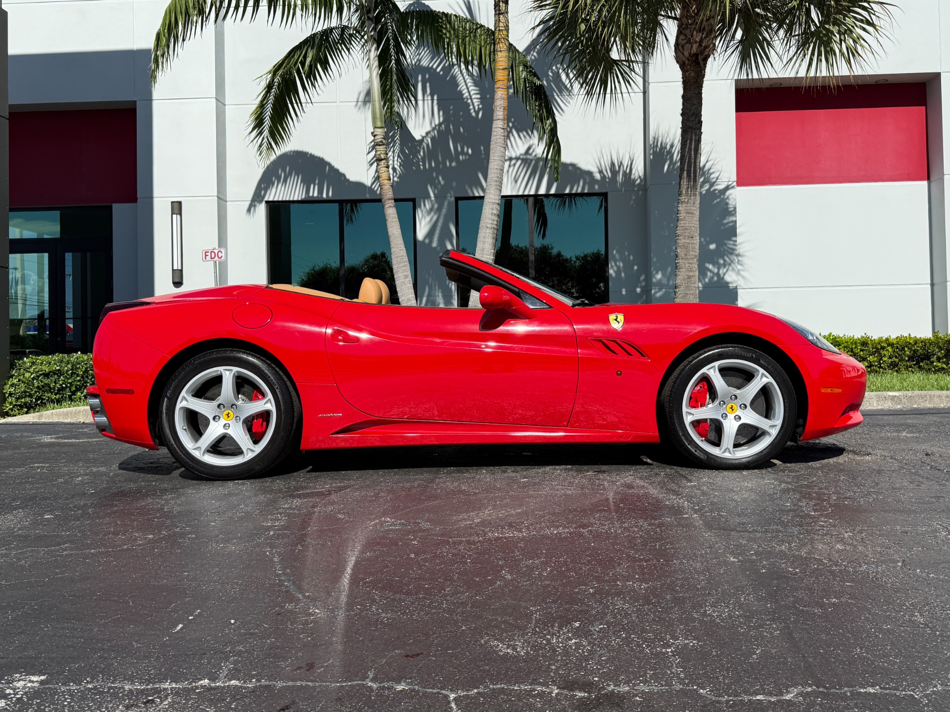 Used-2013-Ferrari-California
