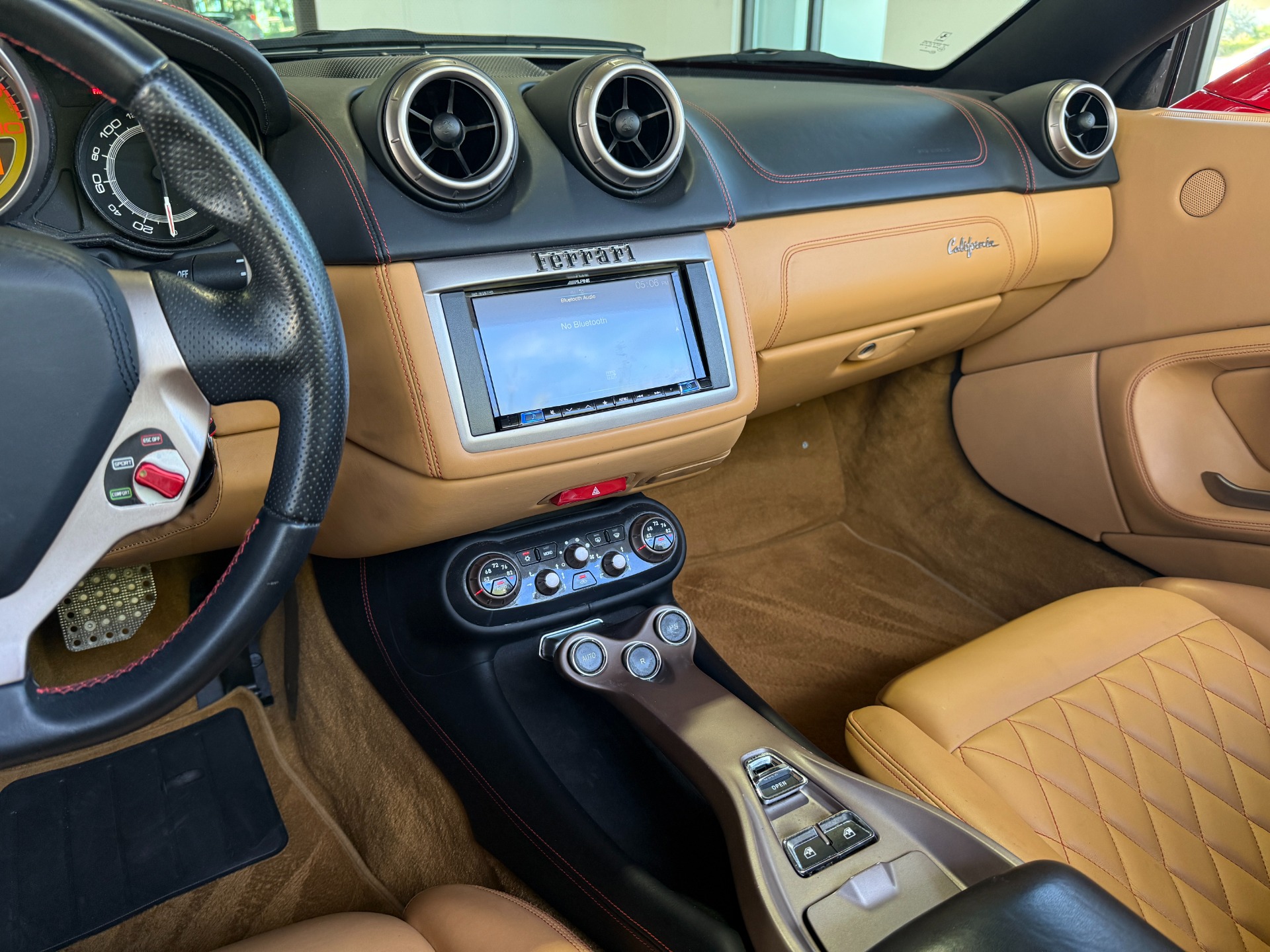 Used-2013-Ferrari-California