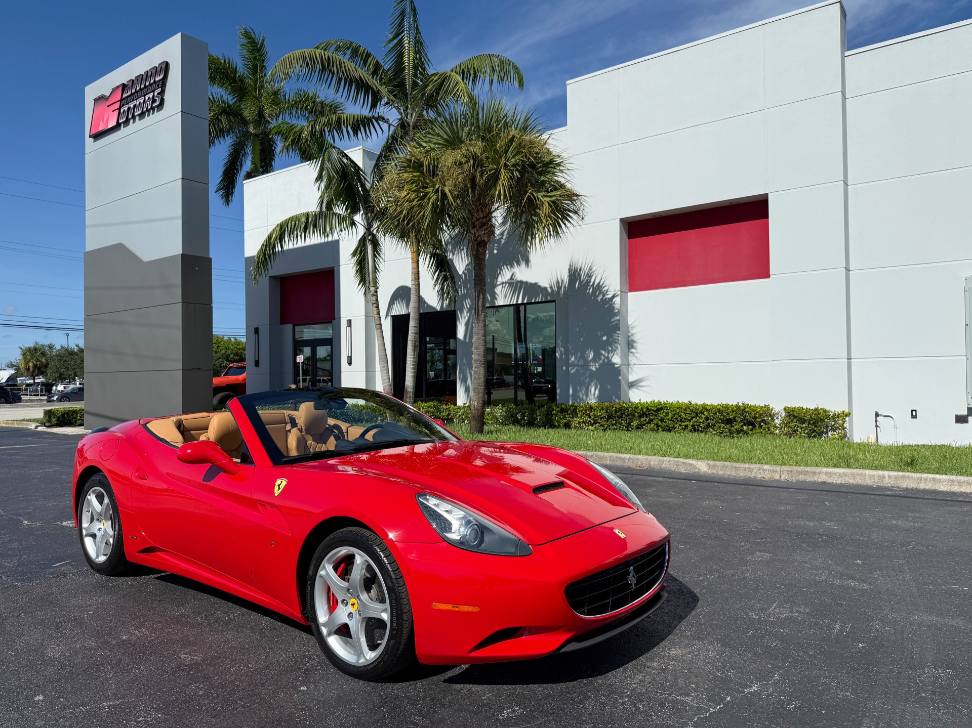 Used-2013-Ferrari-California