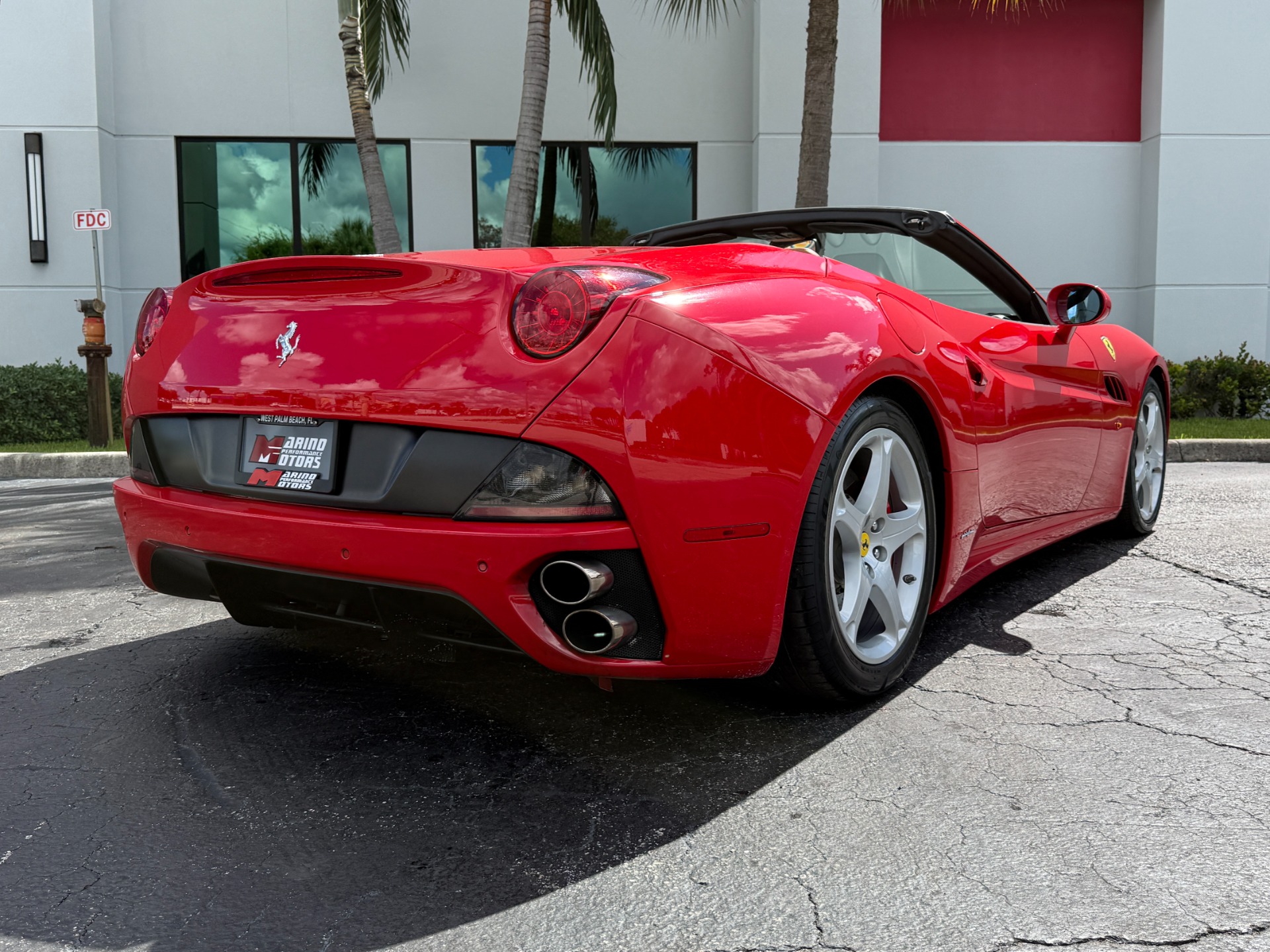 2010 Ferrari California photo 11