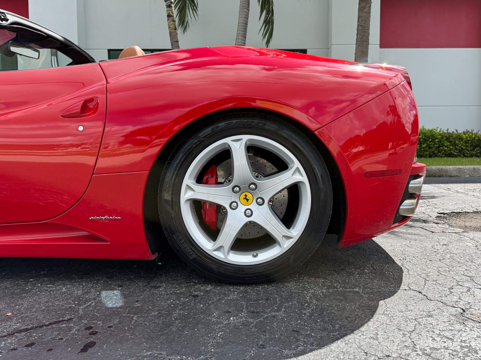 2010 Ferrari California photo 13