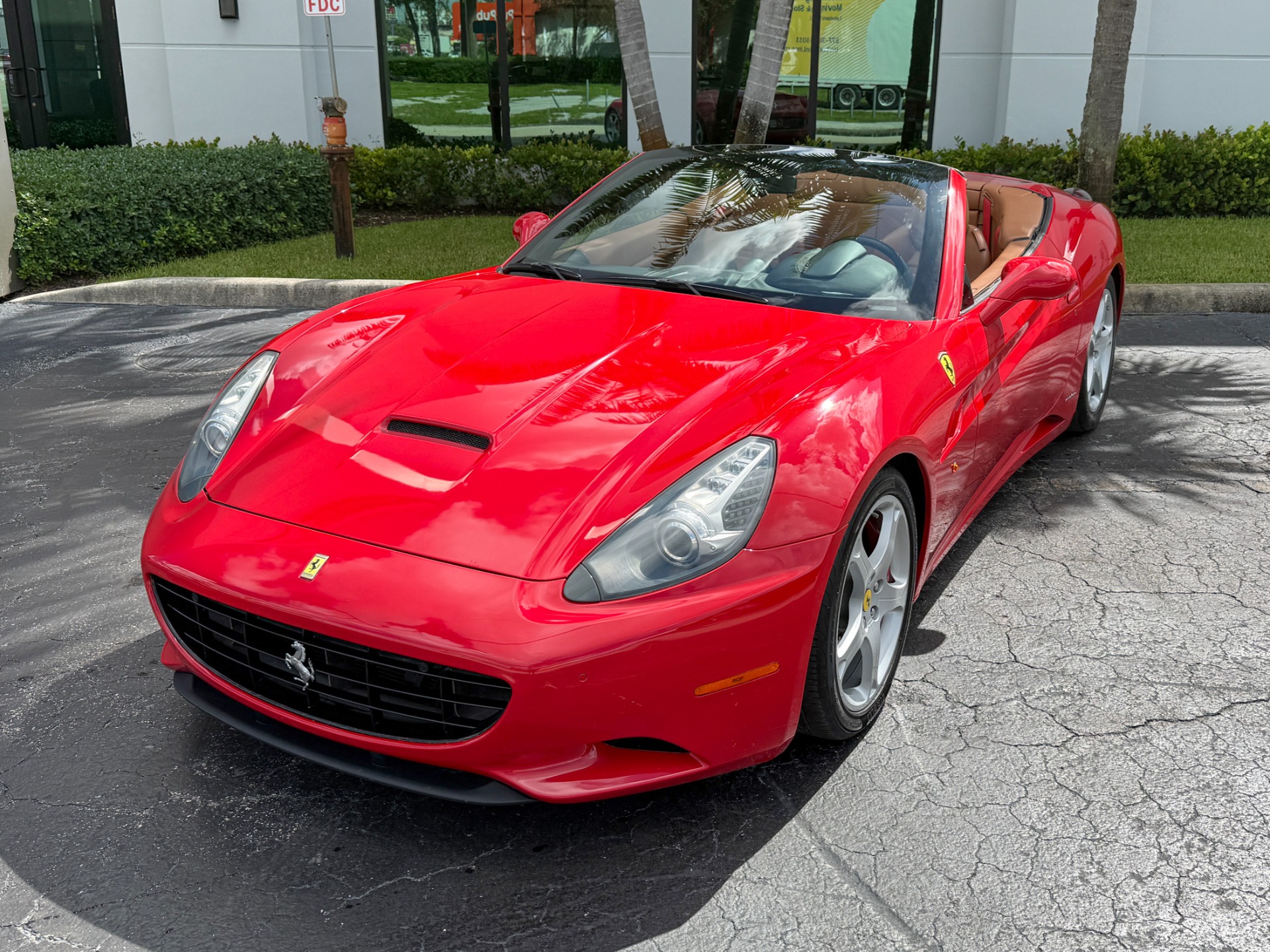 2010 Ferrari California photo 18