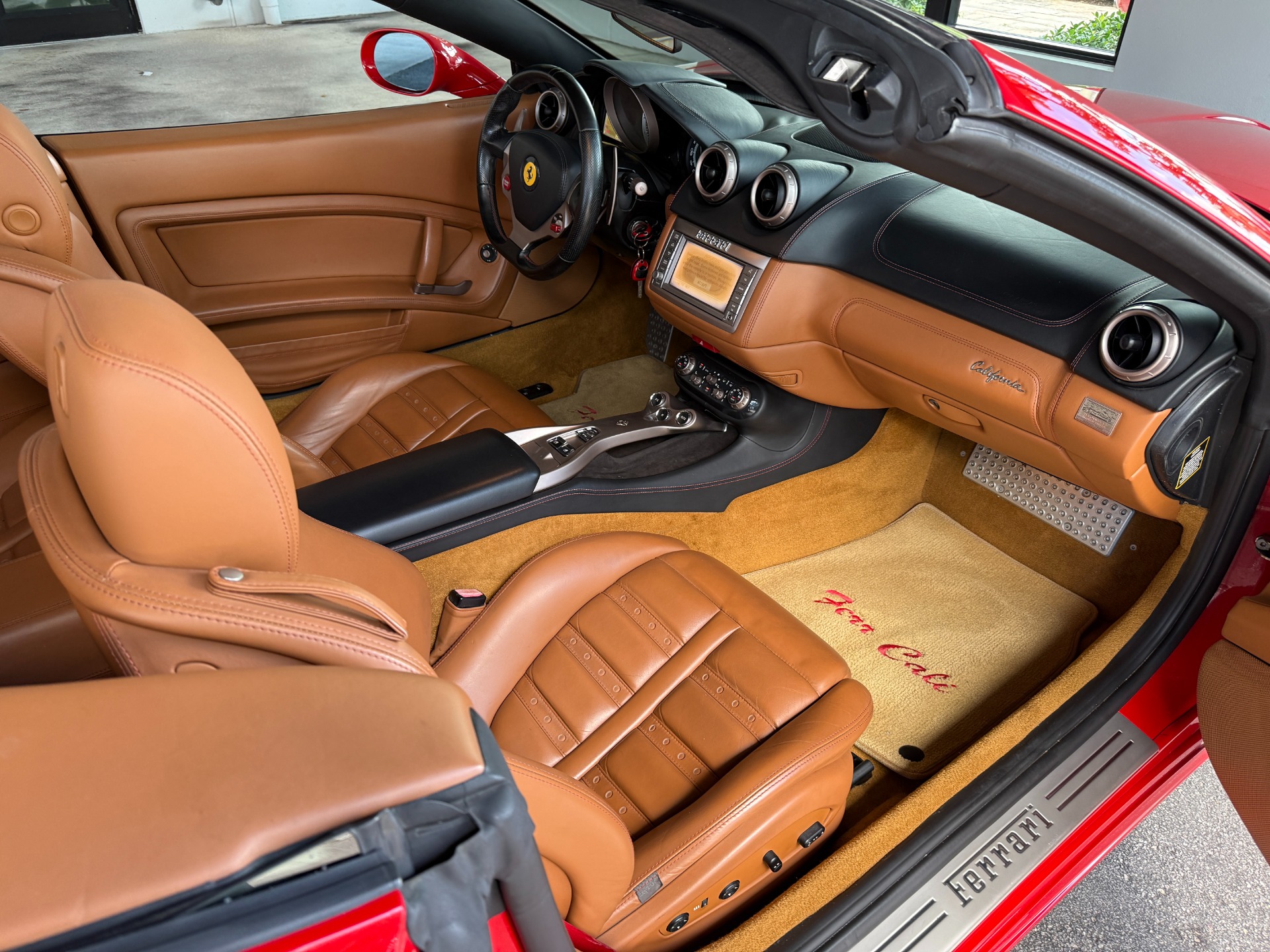 2010 Ferrari California photo 29