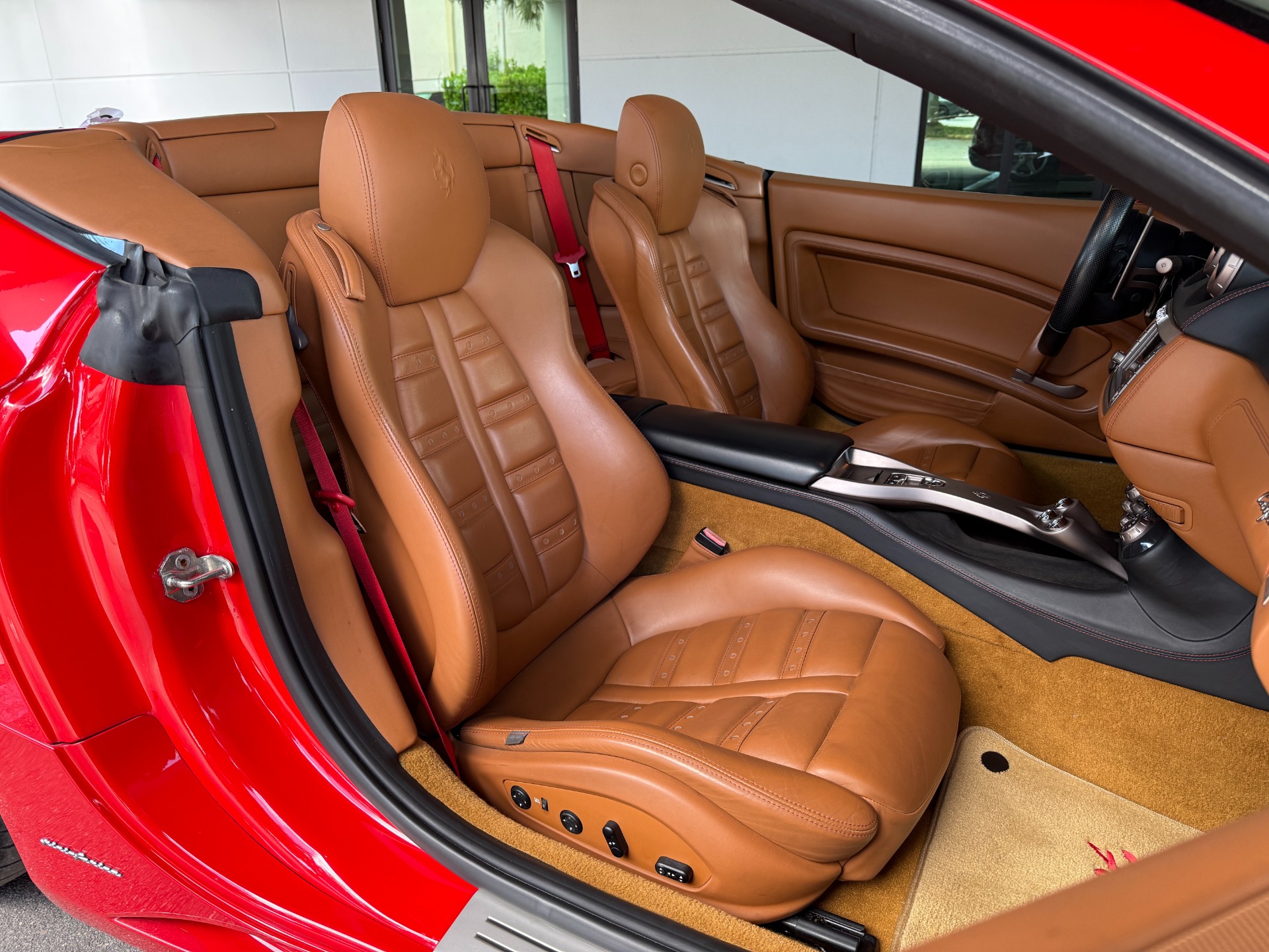 2010 Ferrari California photo 30