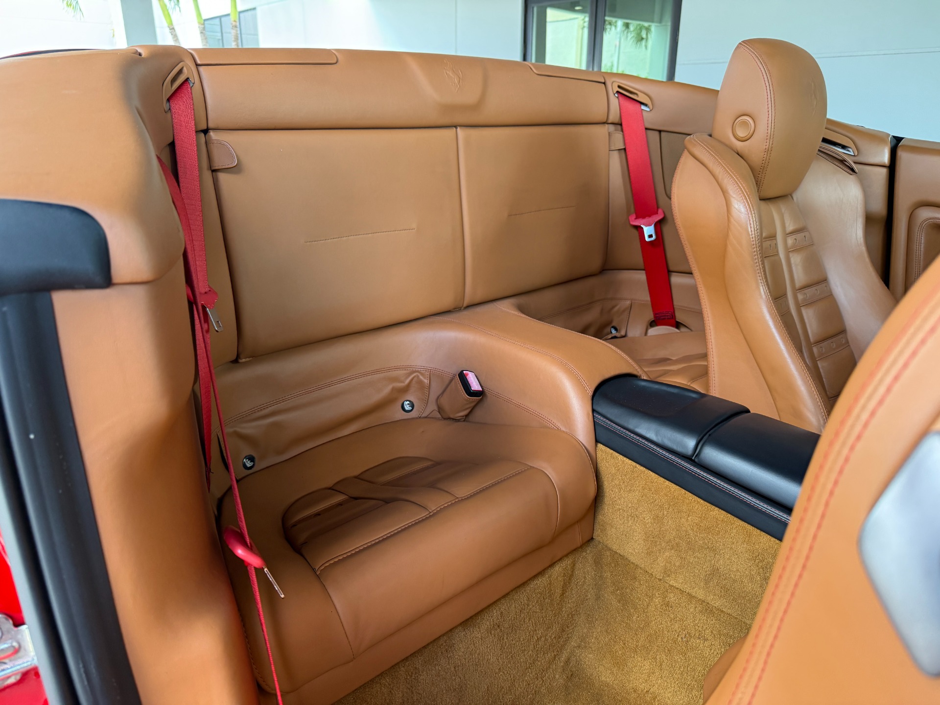 2010 Ferrari California photo 33