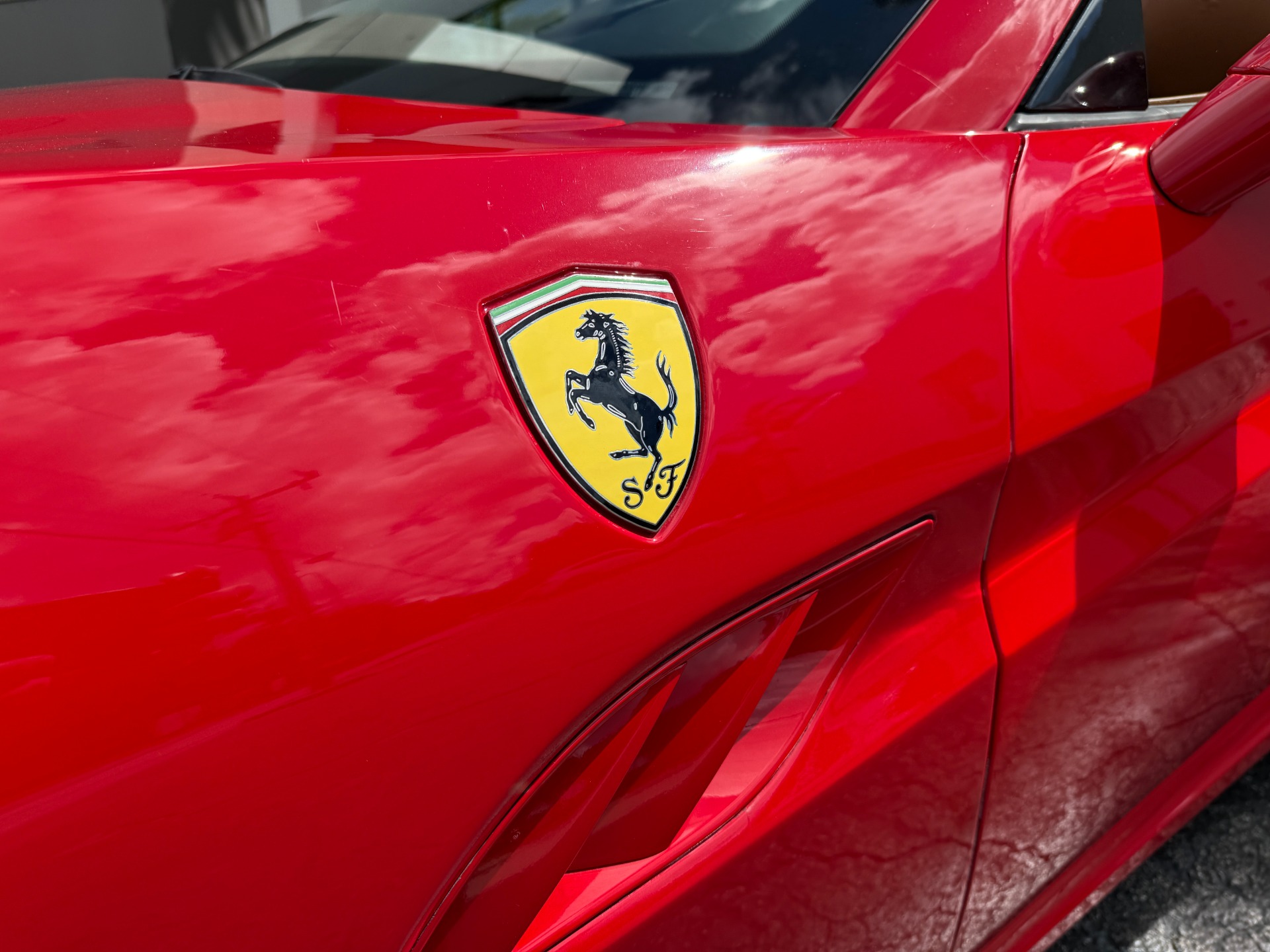 2010 Ferrari California photo 7