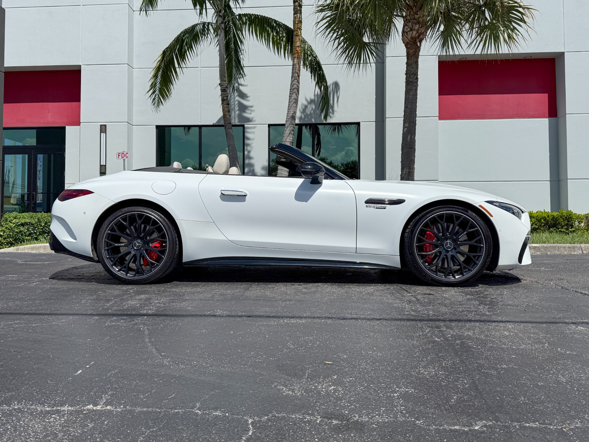 2022 Mercedes Benz SL AMG 55 photo 2