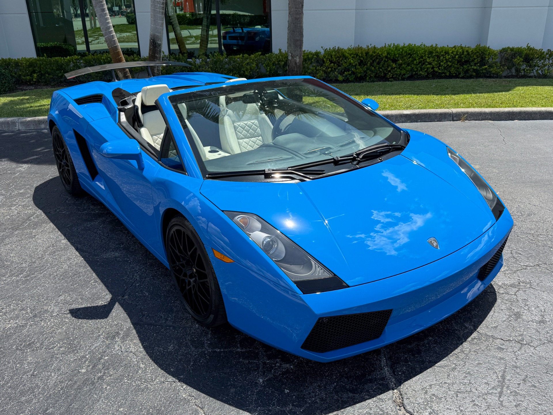 Used-2008-Lamborghini-Gallardo-Spyder