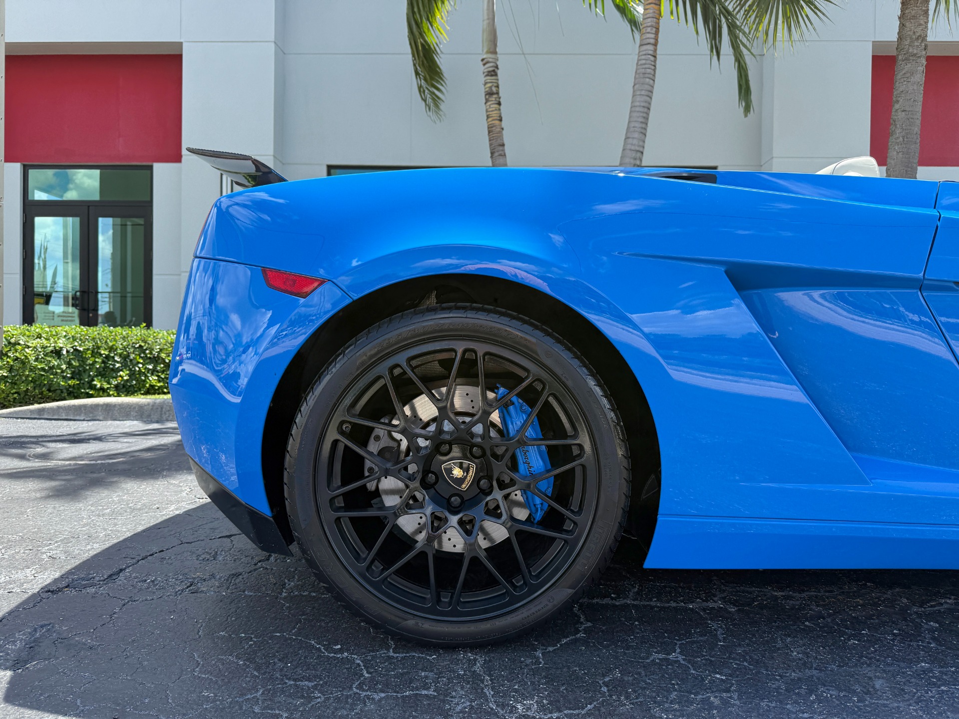 Used-2008-Lamborghini-Gallardo-Spyder