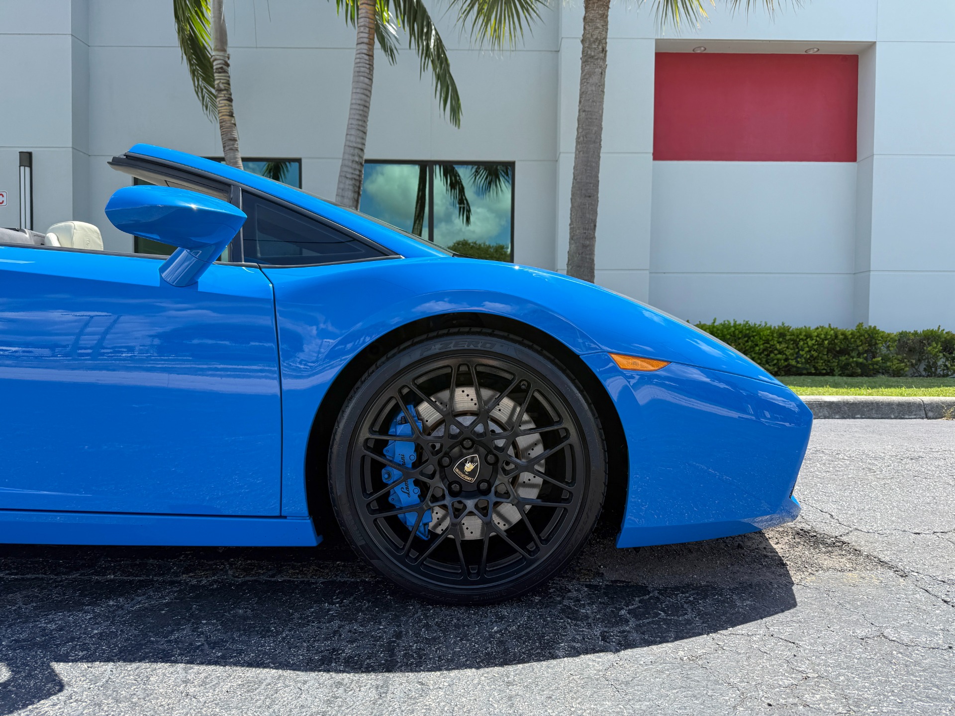 Used-2008-Lamborghini-Gallardo-Spyder