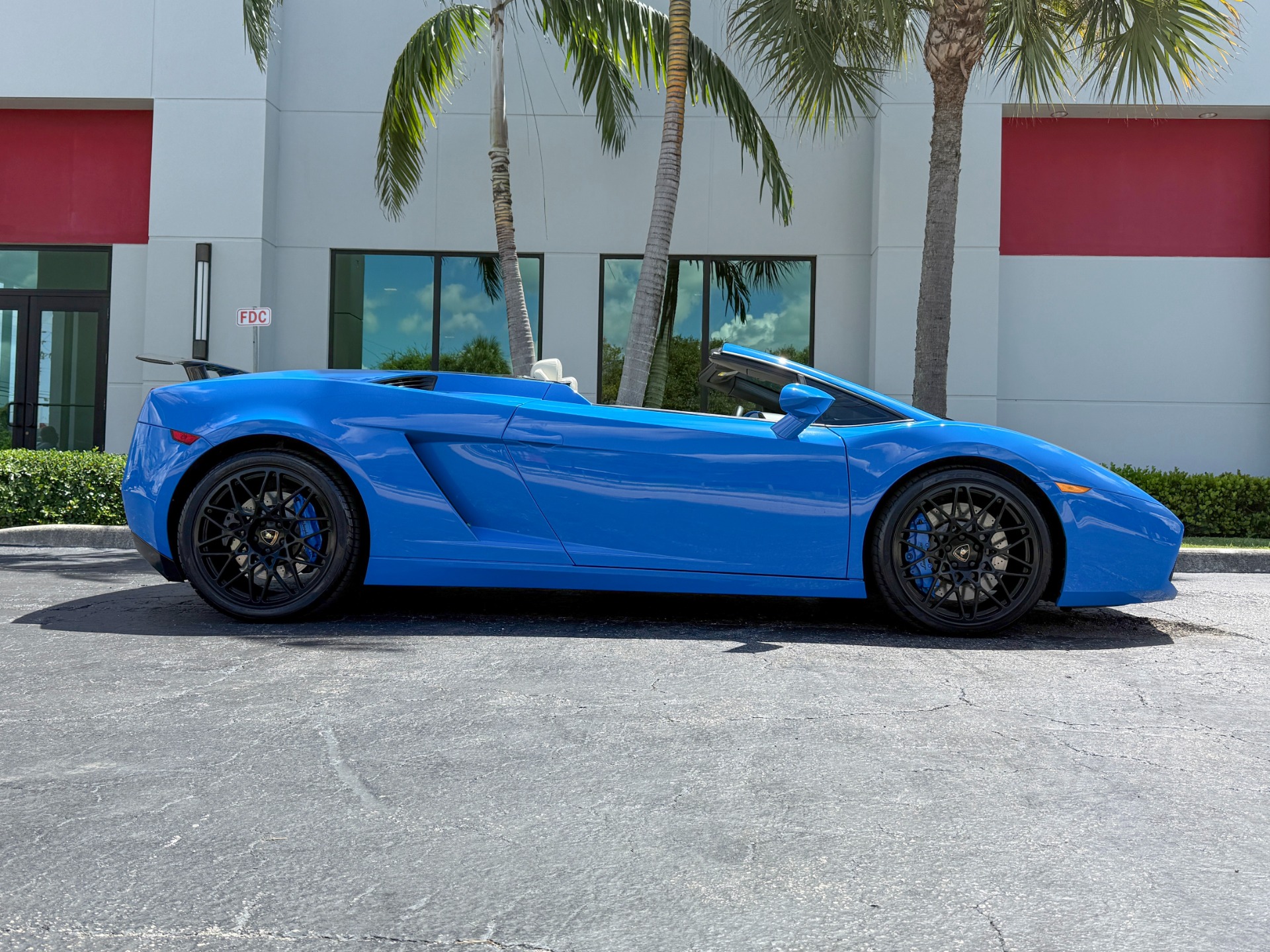 Used-2008-Lamborghini-Gallardo-Spyder
