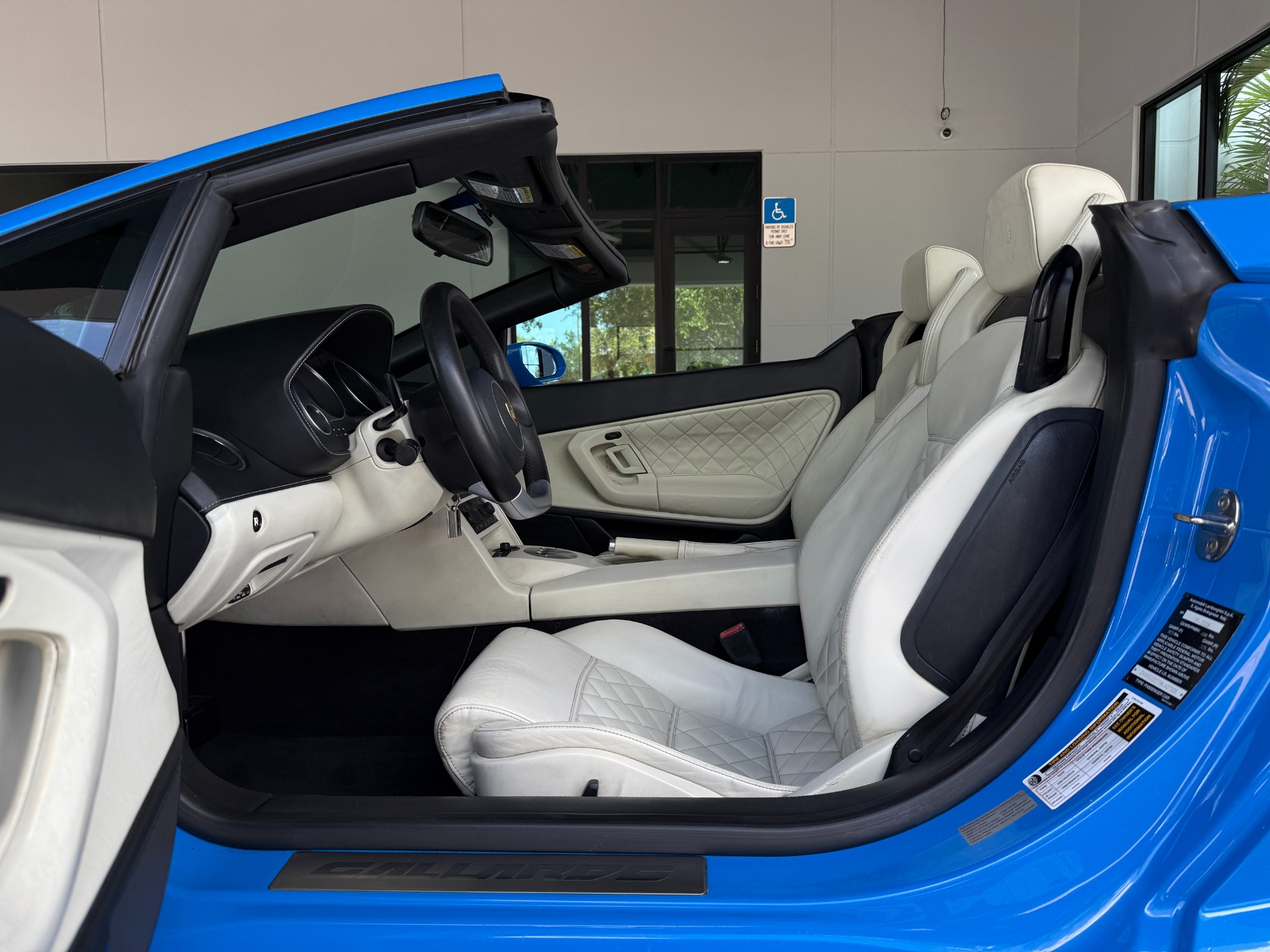 Used-2008-Lamborghini-Gallardo-Spyder